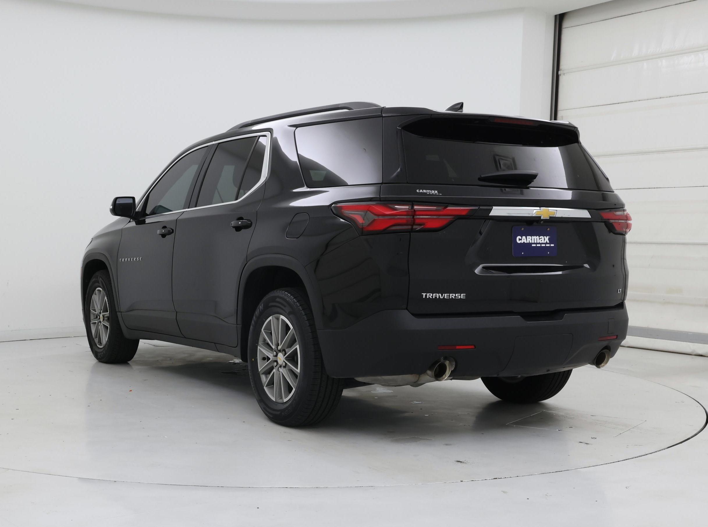 Thumbnail: 2023 Chevrolet Traverse - 2