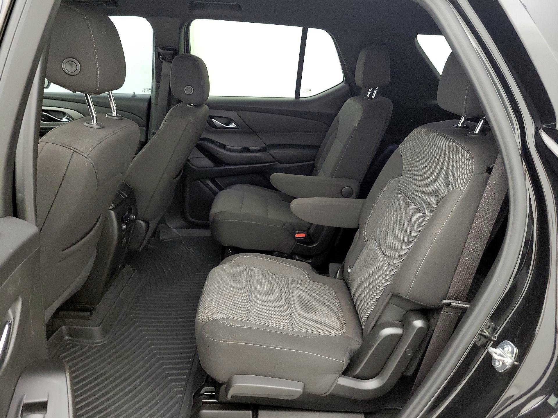 Thumbnail: 2023 Chevrolet Traverse - 19