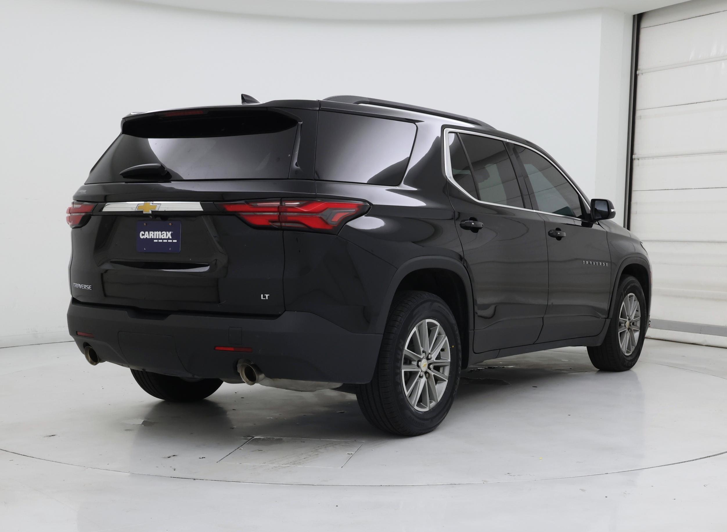 Thumbnail: 2023 Chevrolet Traverse - 8