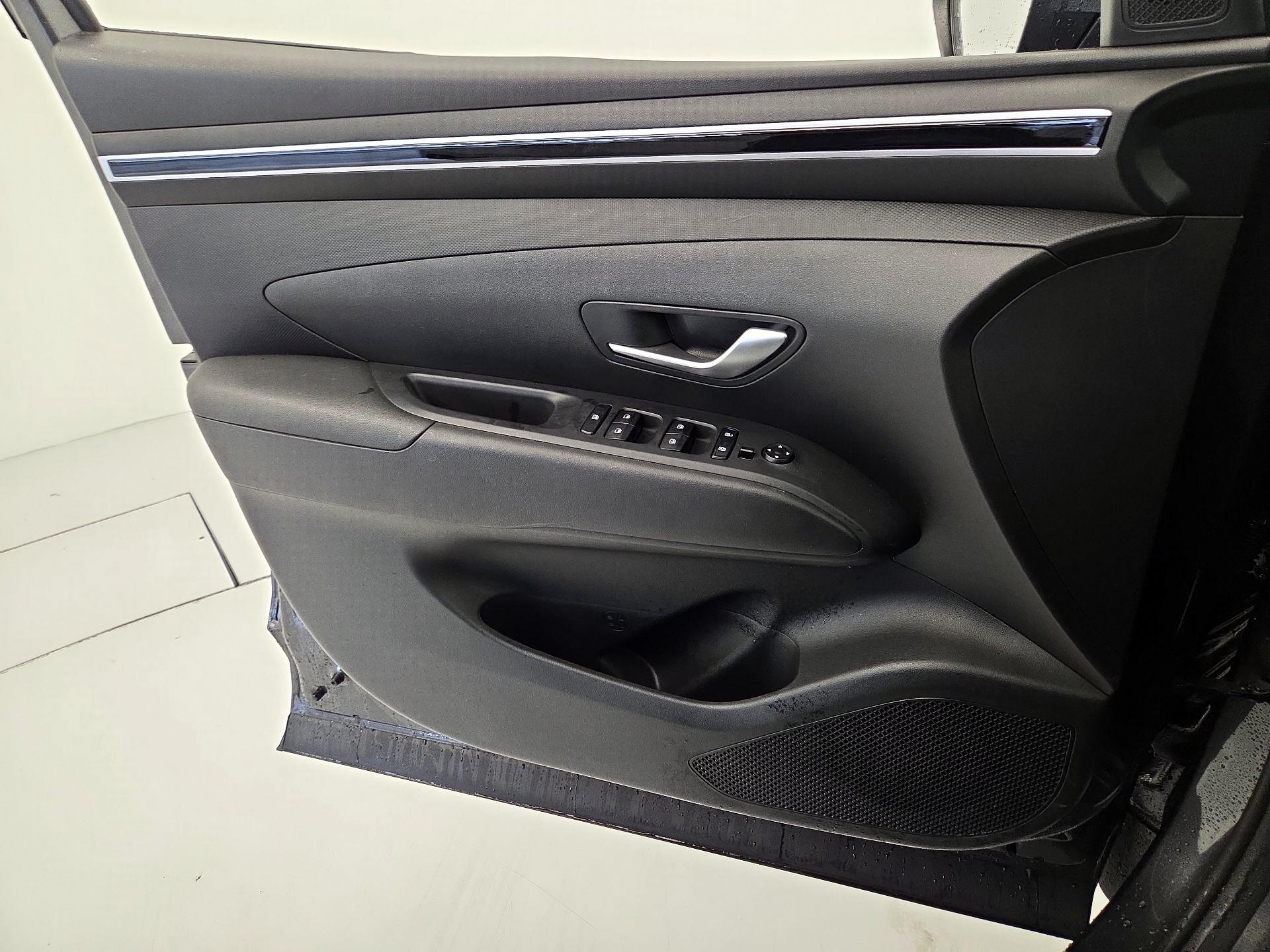 Thumbnail: 2023 Hyundai Tucson - 12