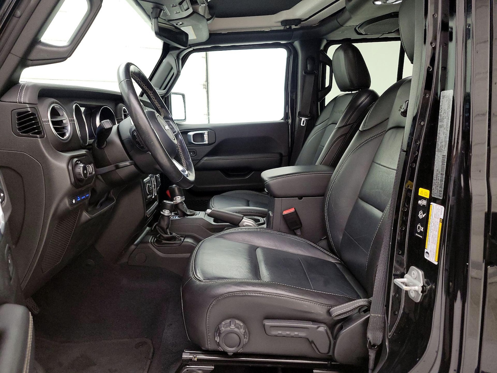 2021 Jeep Wrangler Unlimited Sahara 4XE - Photo 12