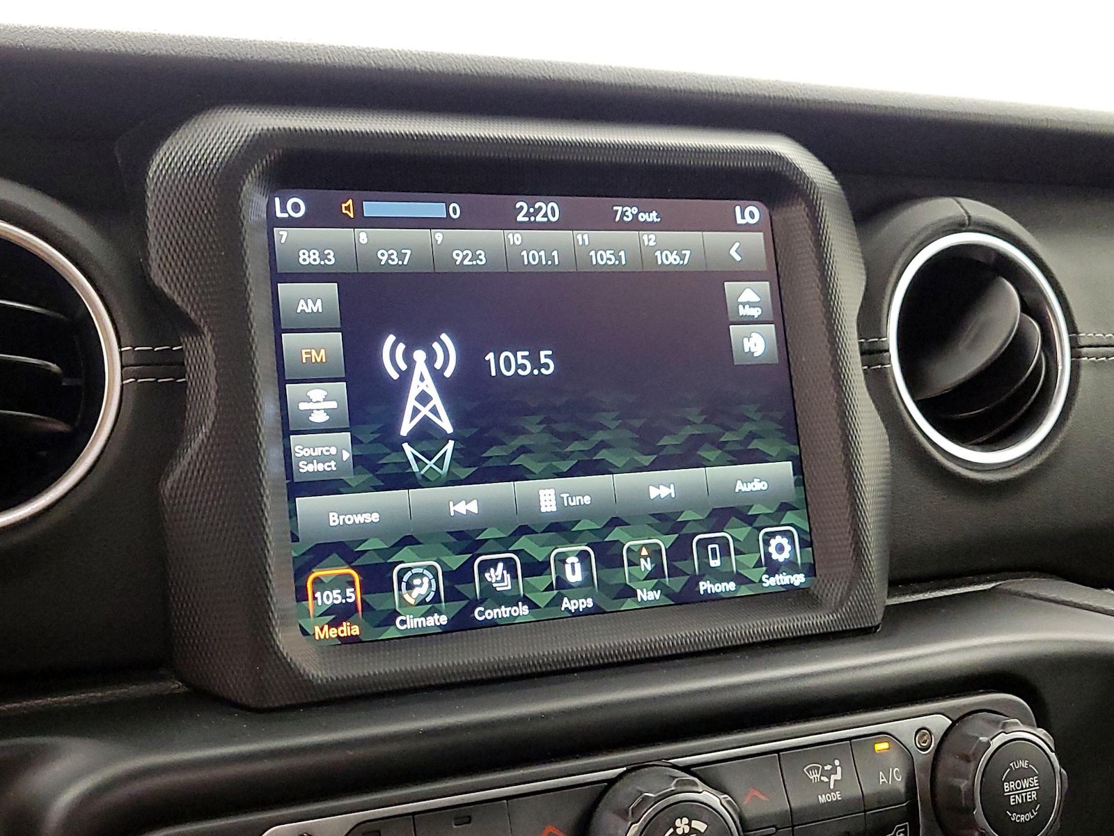 2021 Jeep Wrangler Unlimited Sahara 4XE - Photo 16