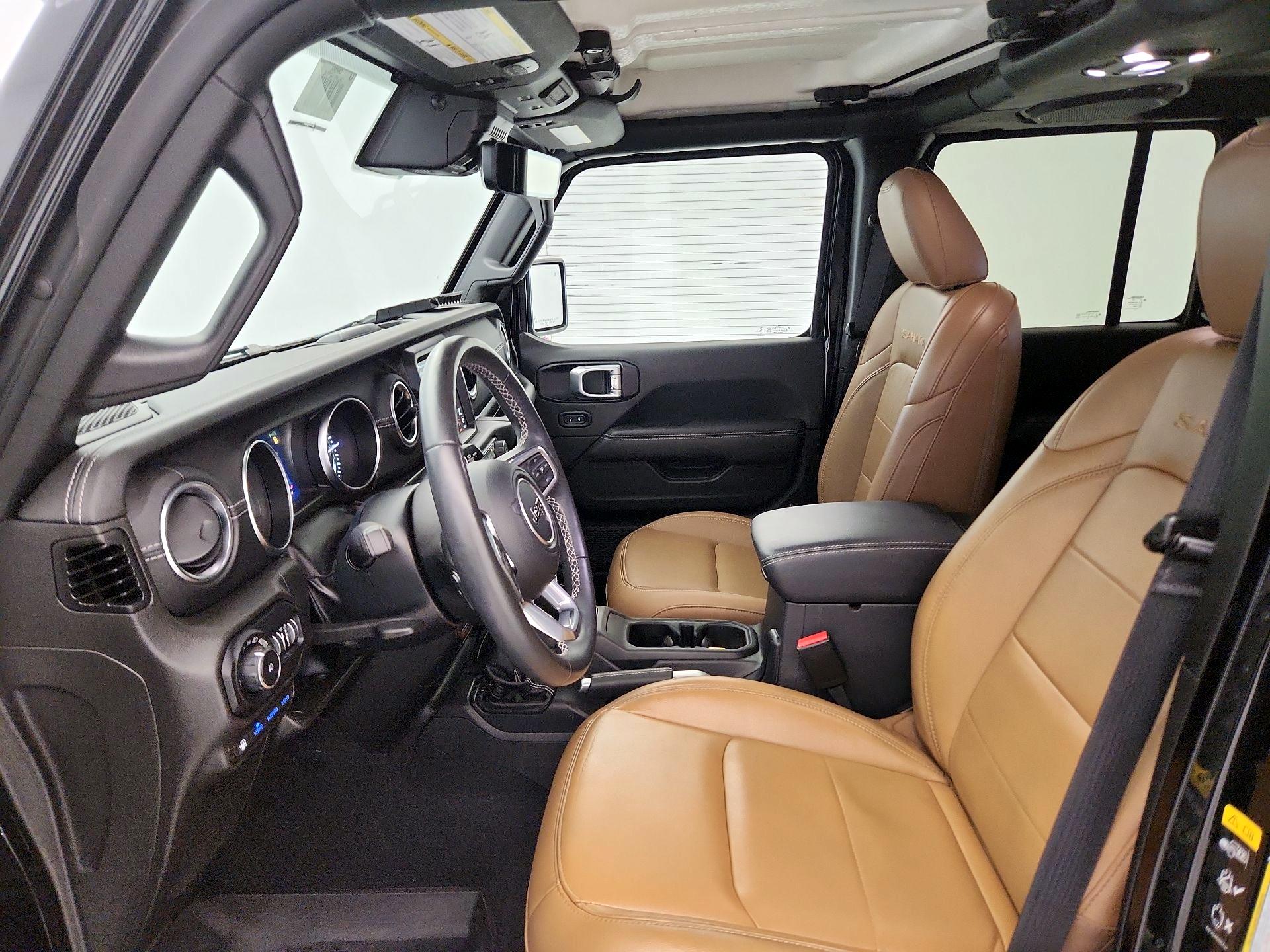 Thumbnail: 2022 Jeep Wrangler - 11