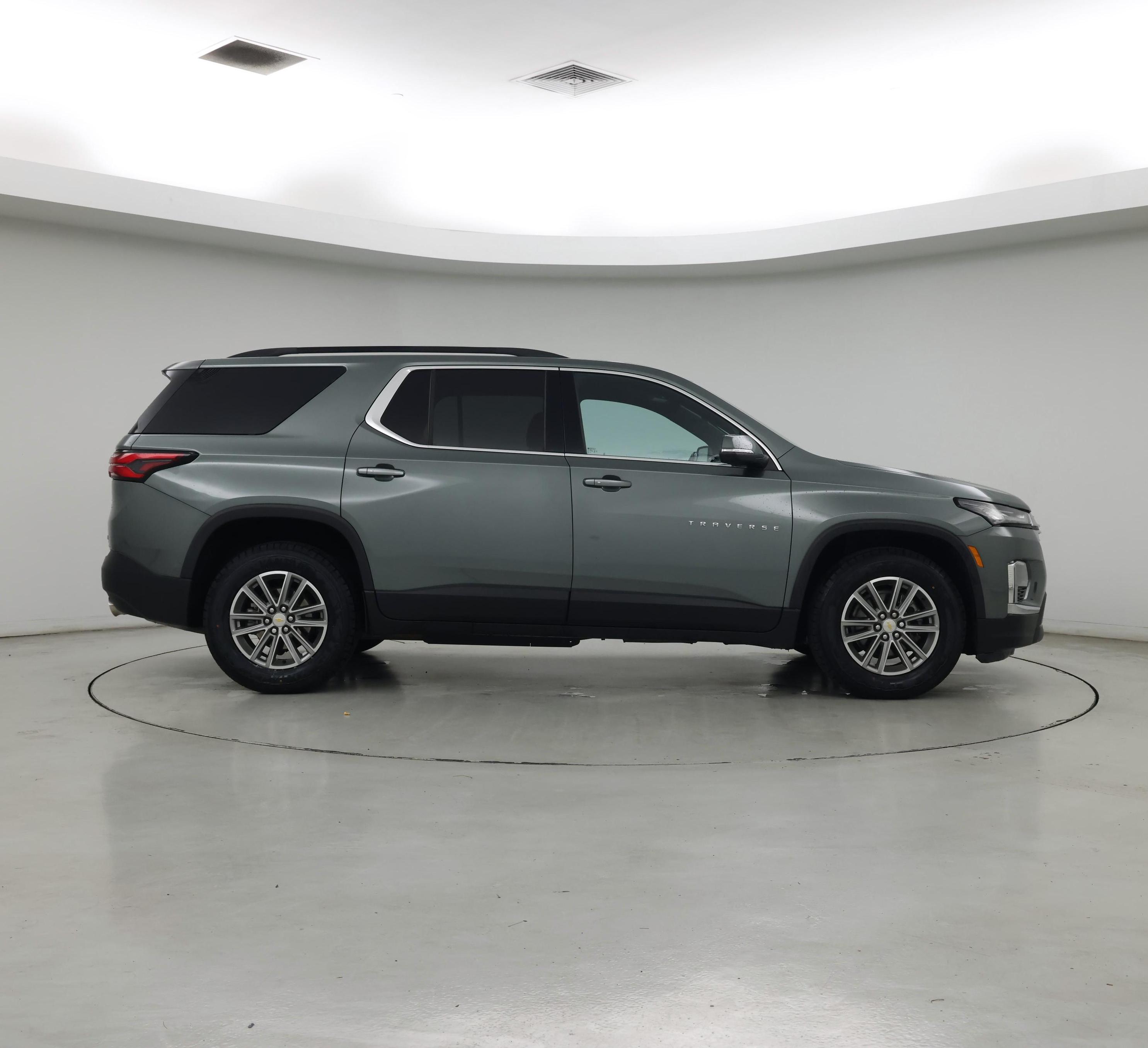 Thumbnail: 2023 Chevrolet Traverse - 7