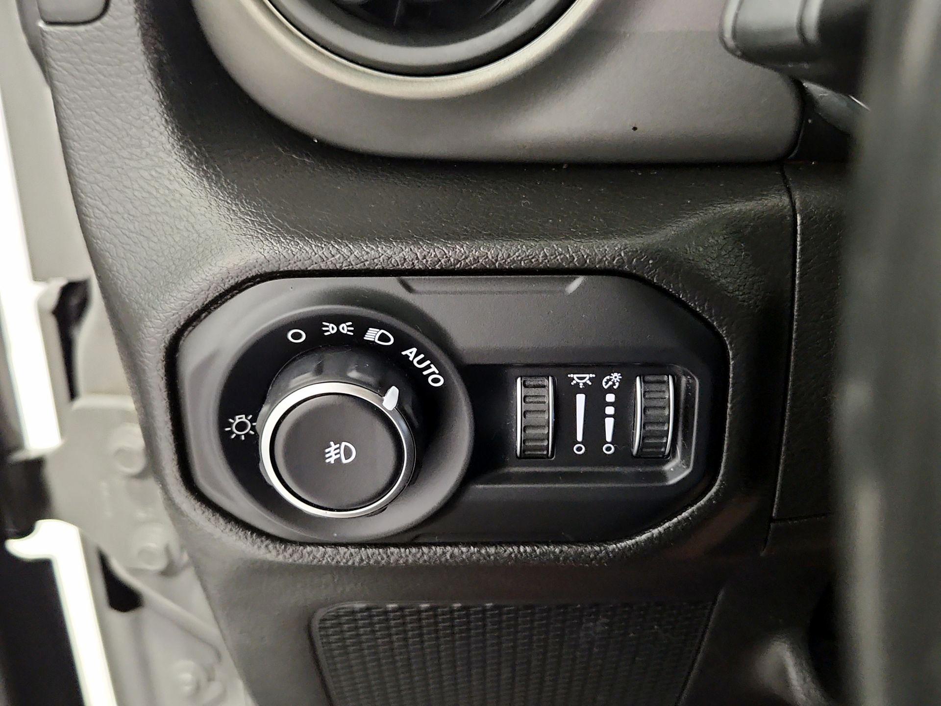Thumbnail: 2022 Jeep Wrangler - 13