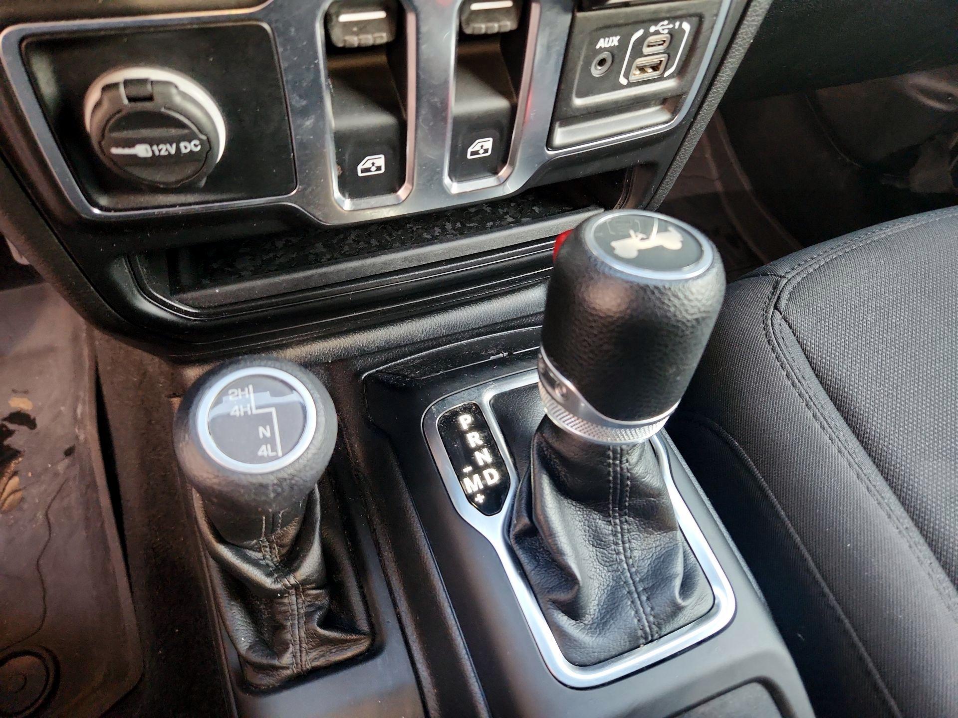 Thumbnail: 2022 Jeep Wrangler - 18