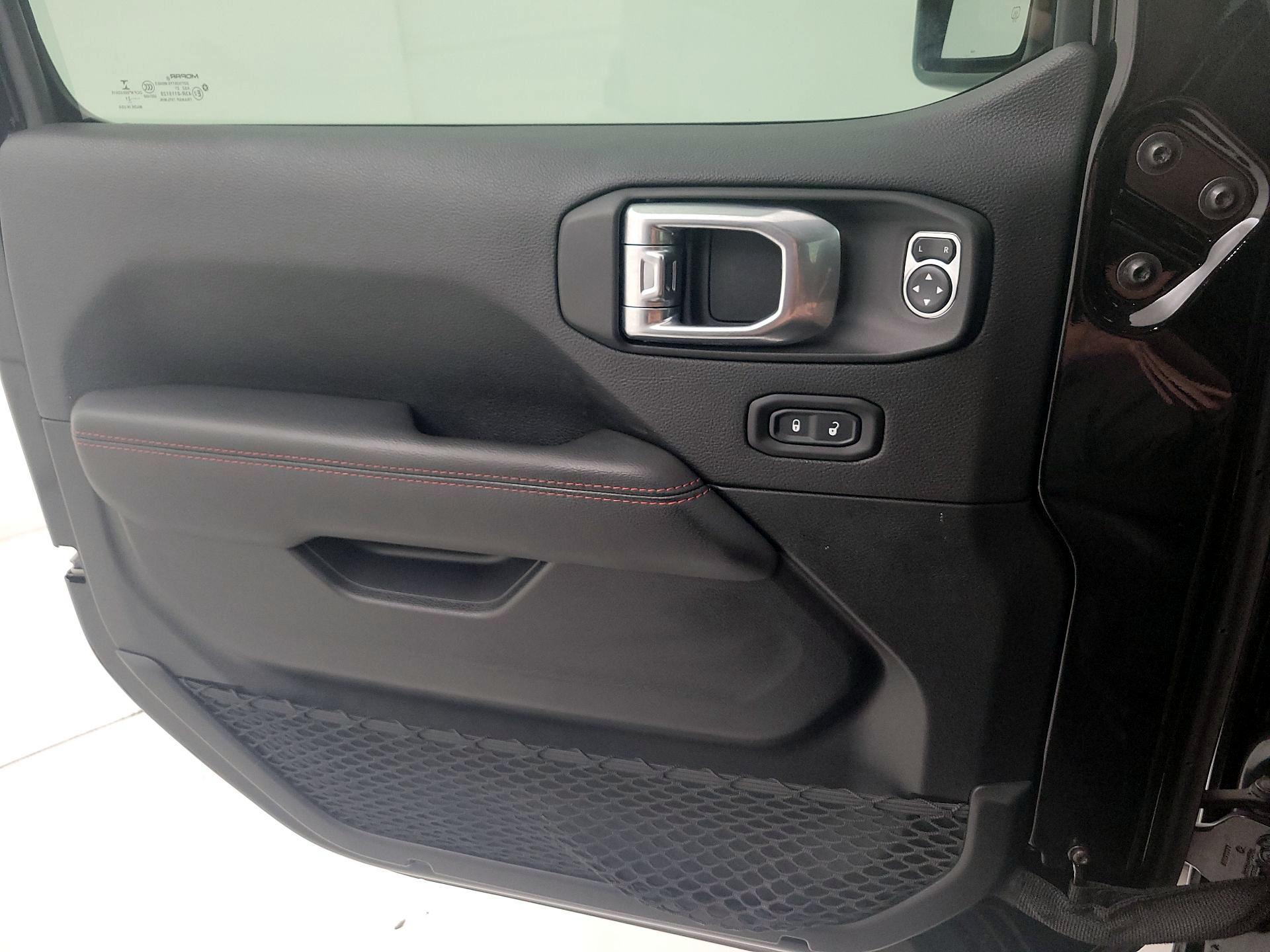 Thumbnail: 2021 Jeep Wrangler - 12