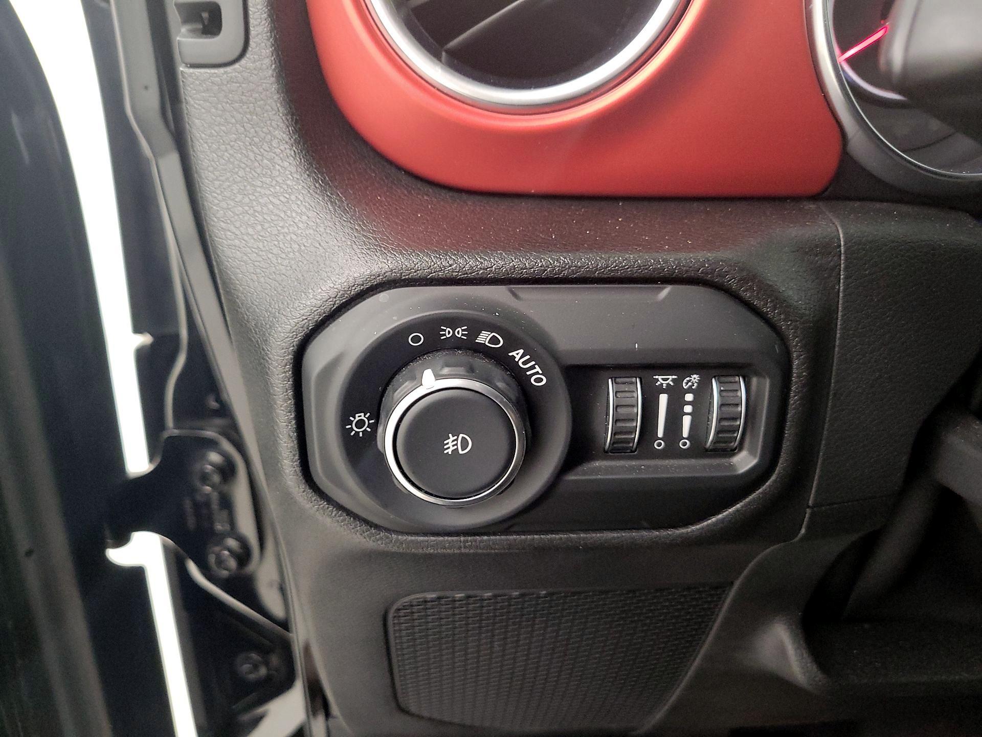 Thumbnail: 2021 Jeep Wrangler - 13