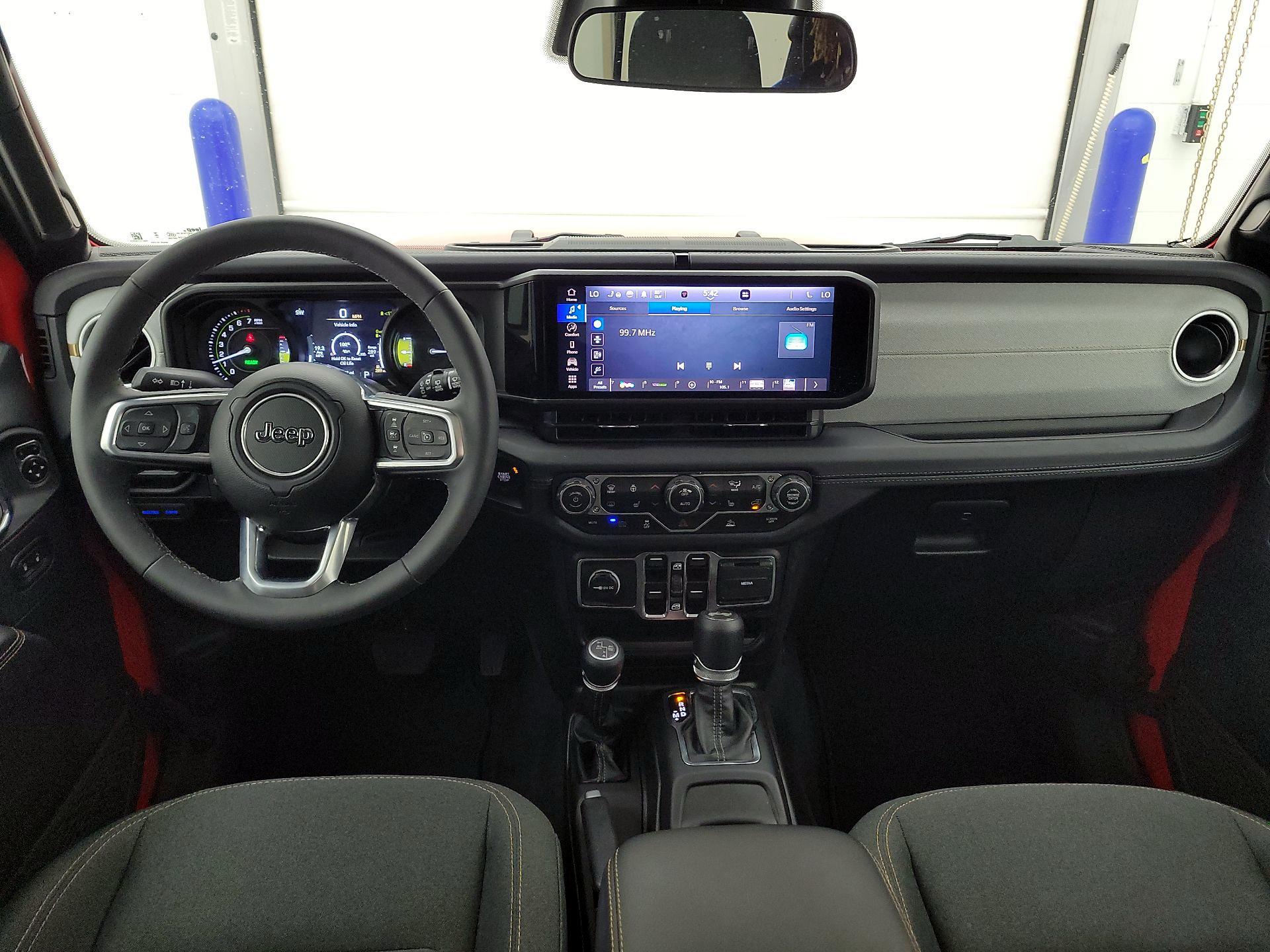 Thumbnail: 2025 Jeep Wrangler - 9