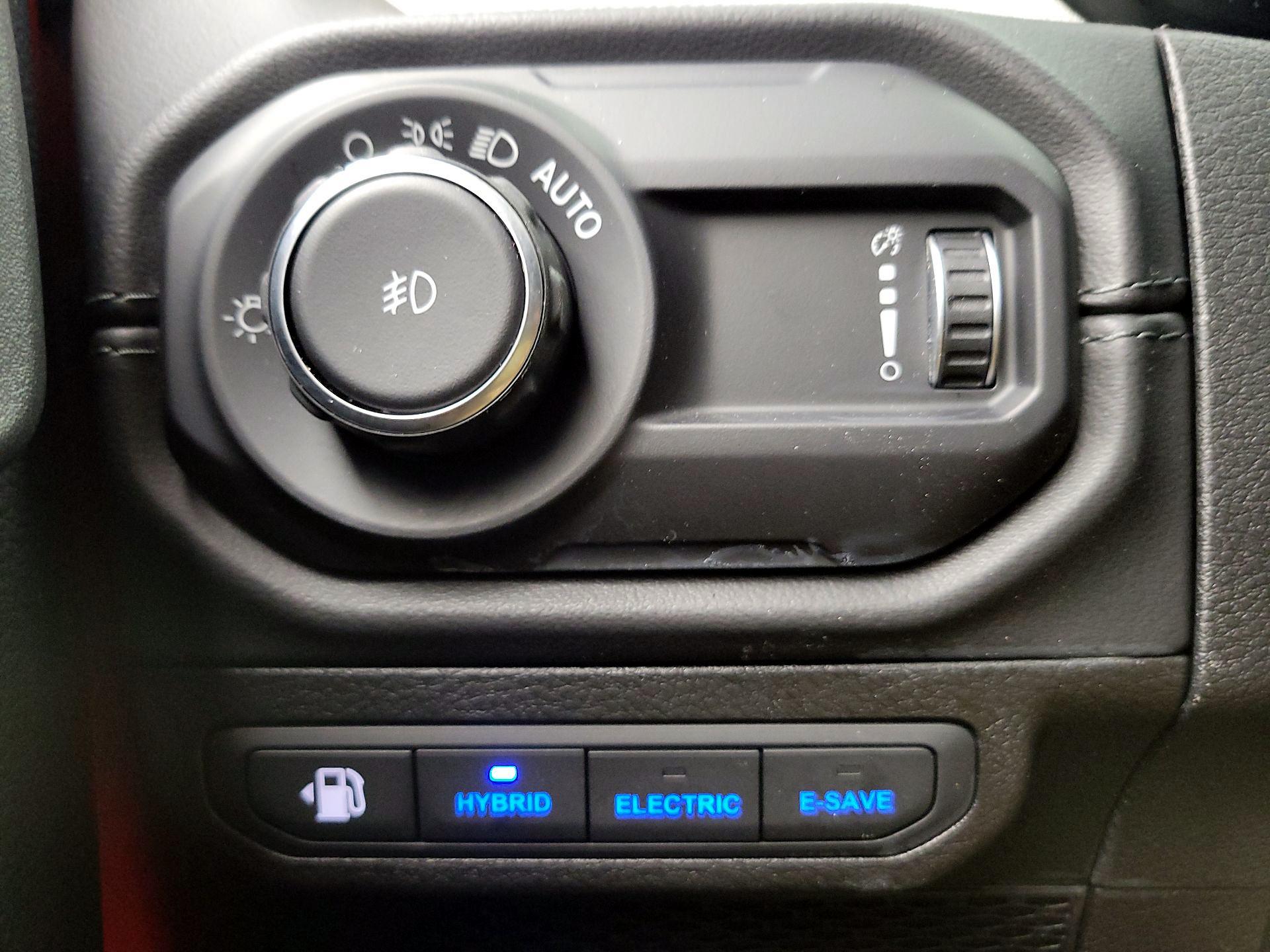 Thumbnail: 2025 Jeep Wrangler - 13