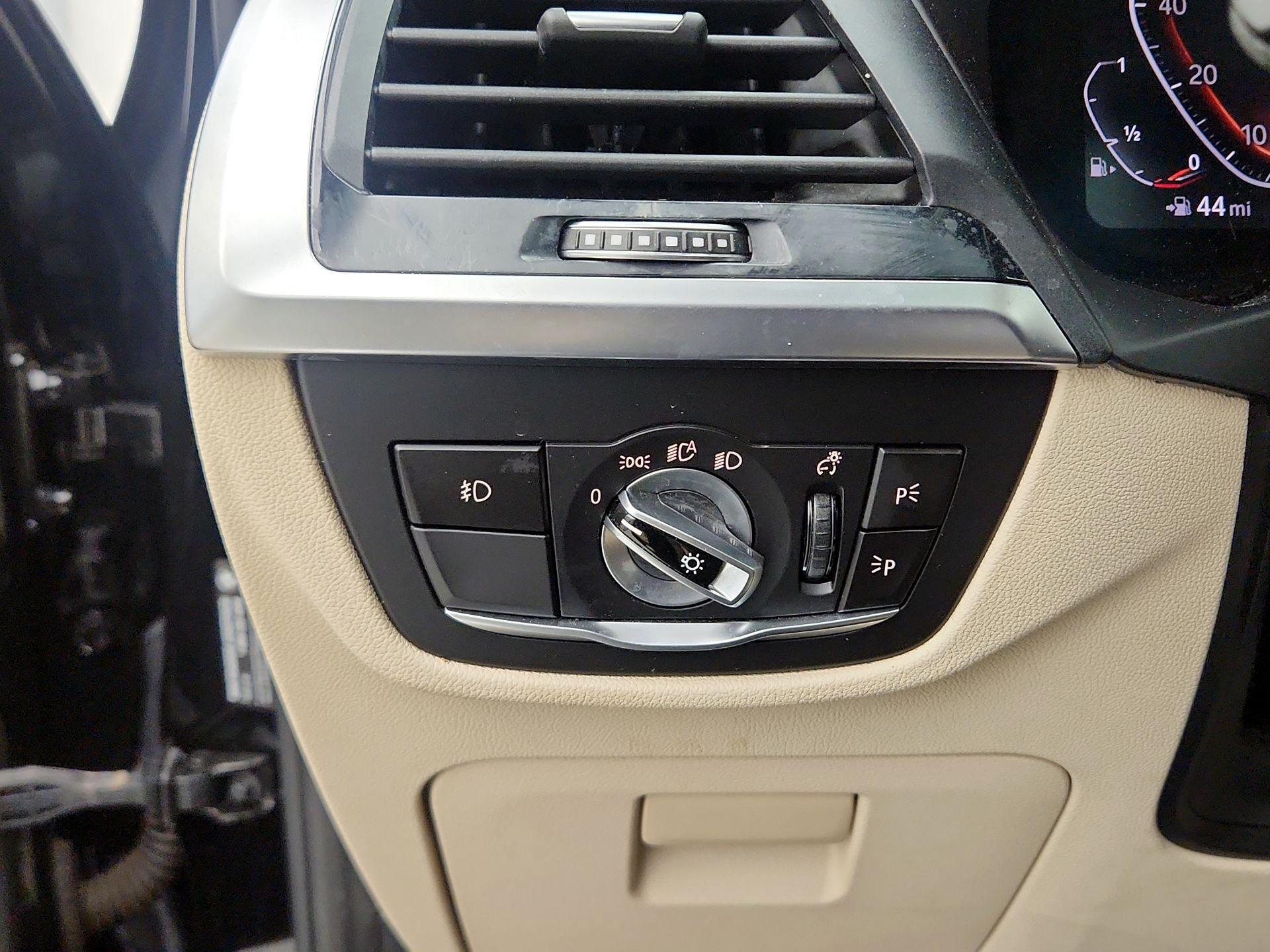 Thumbnail: 2020 BMW X3 - 13