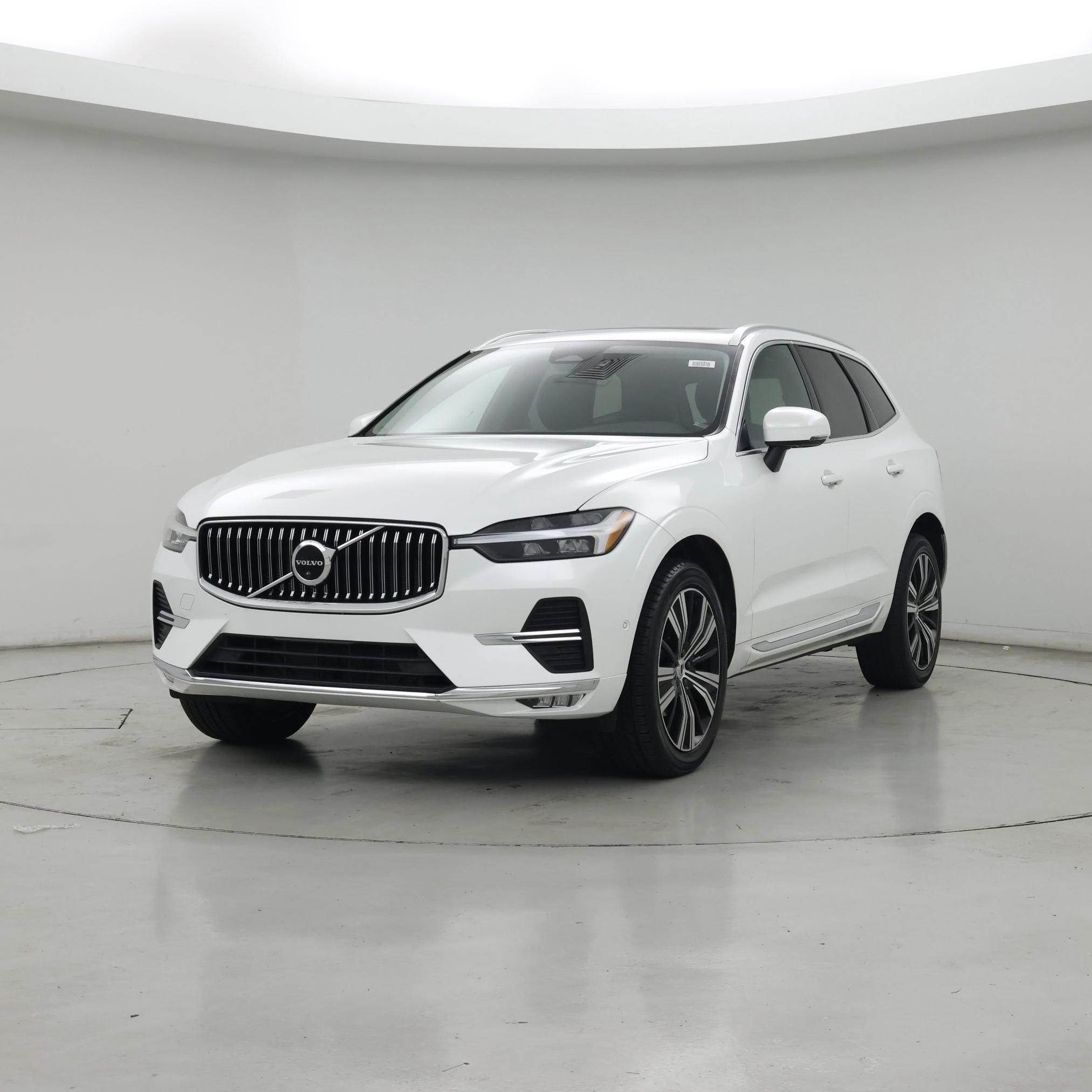 Thumbnail: 2023 Volvo XC60 - 4