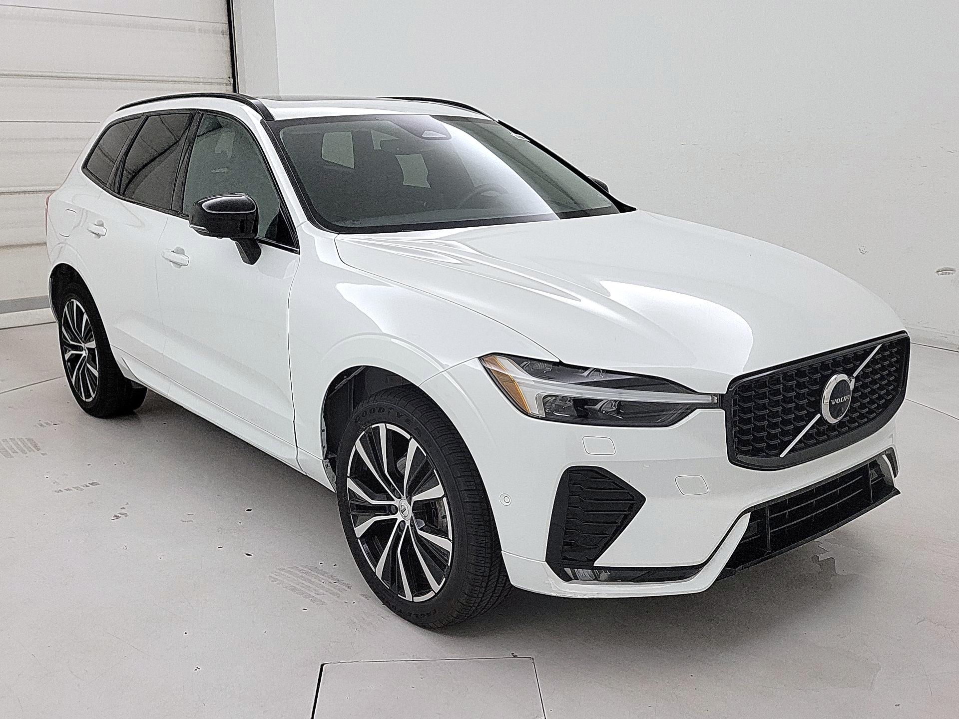 Thumbnail: 2023 Volvo XC60 - 1