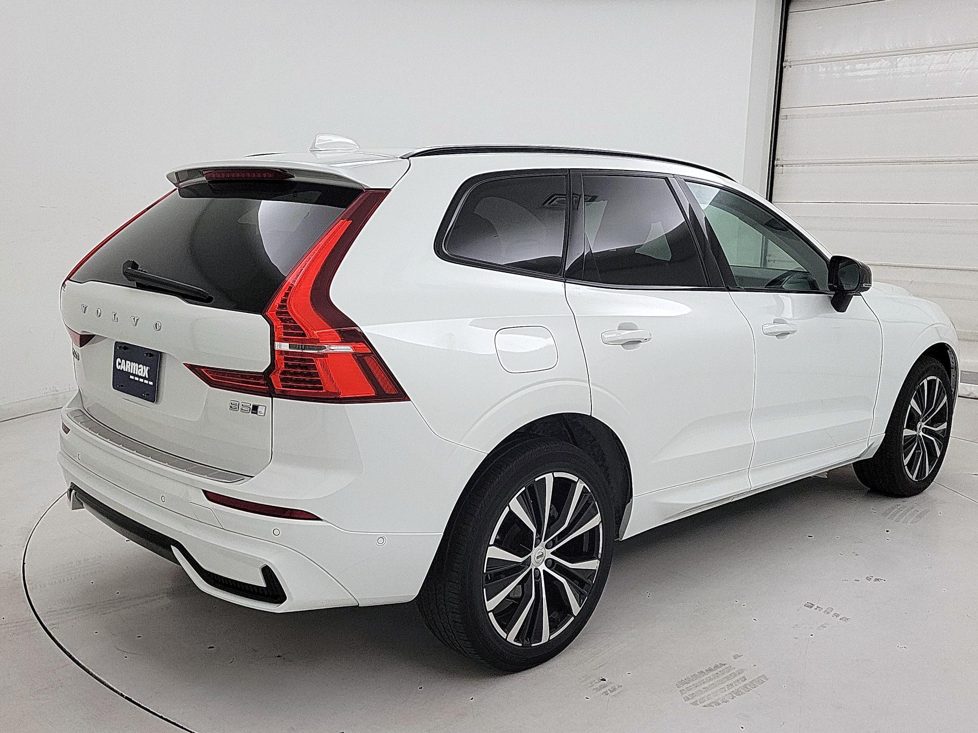 Thumbnail: 2023 Volvo XC60 - 5