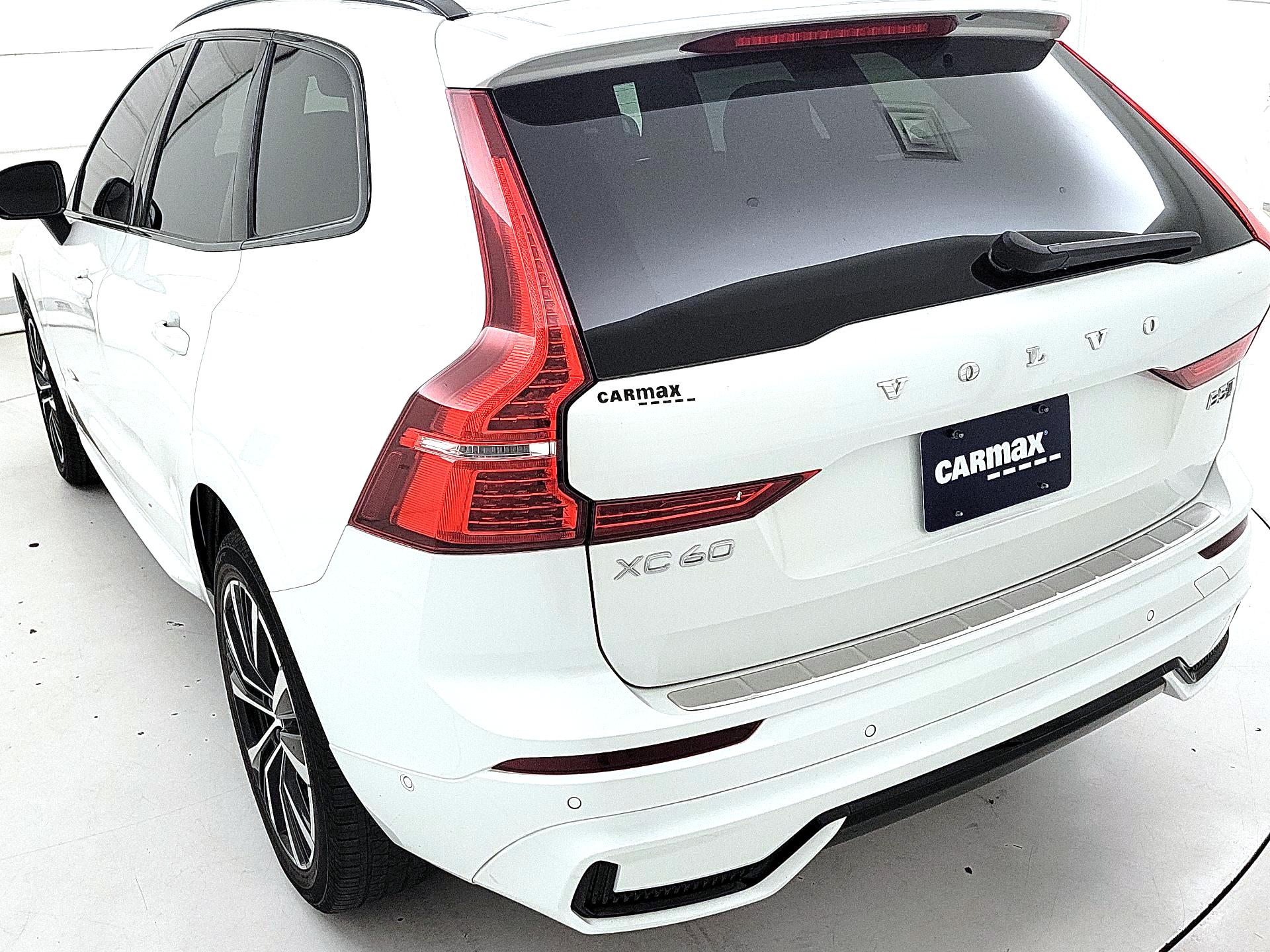 Thumbnail: 2023 Volvo XC60 - 7