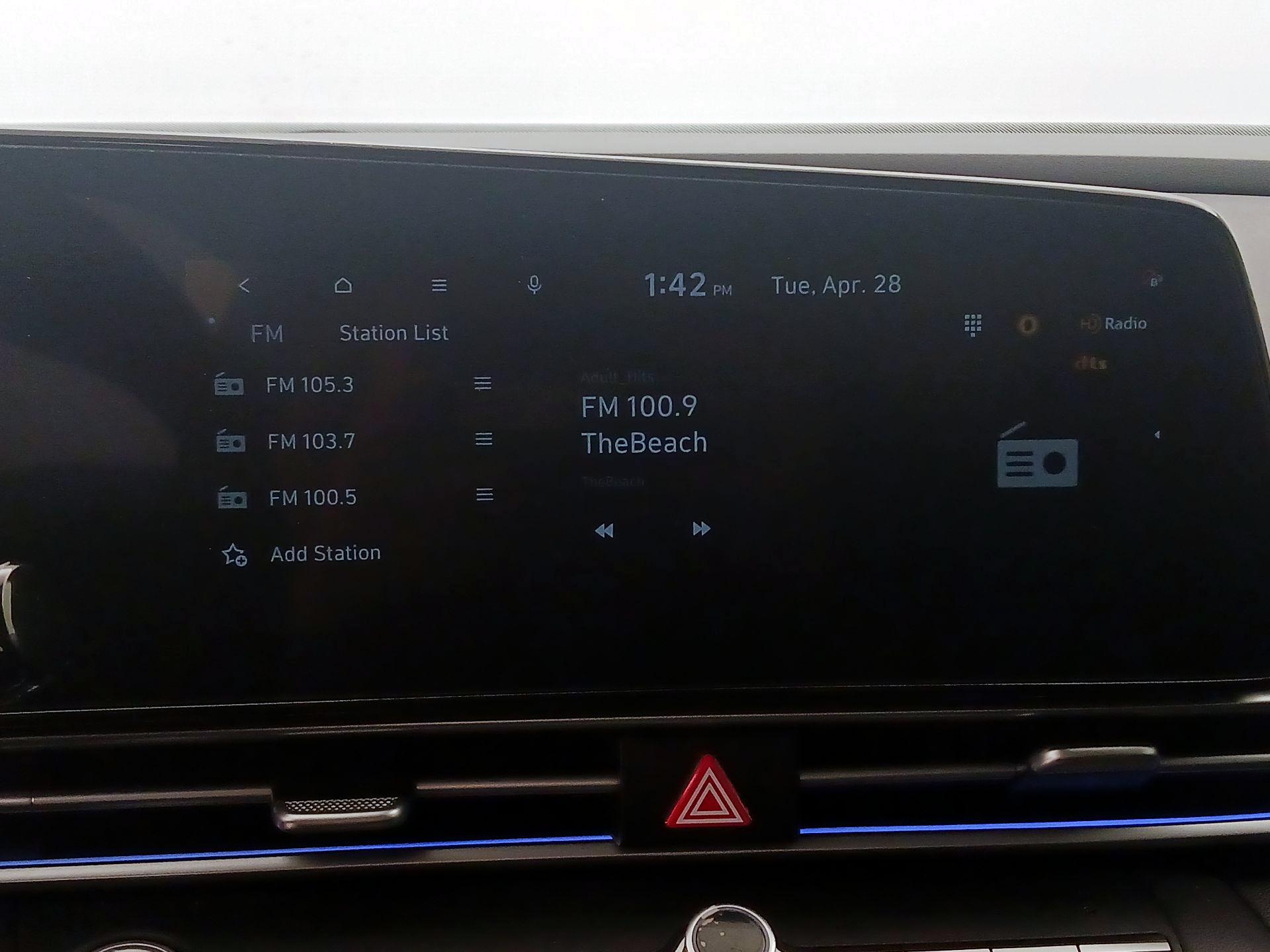 Thumbnail: 2024 Hyundai Elantra - 16