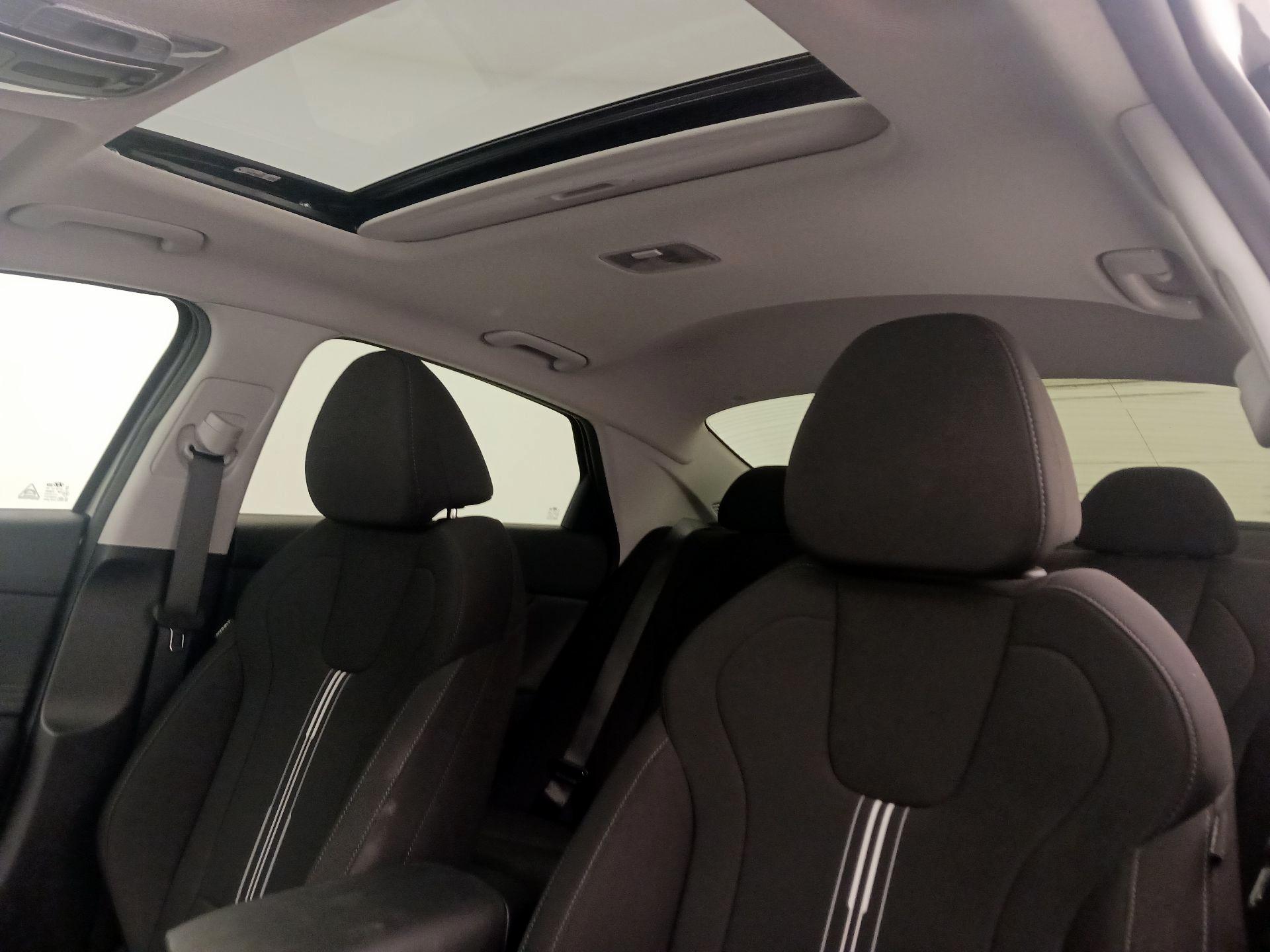 Thumbnail: 2024 Hyundai Elantra - 20
