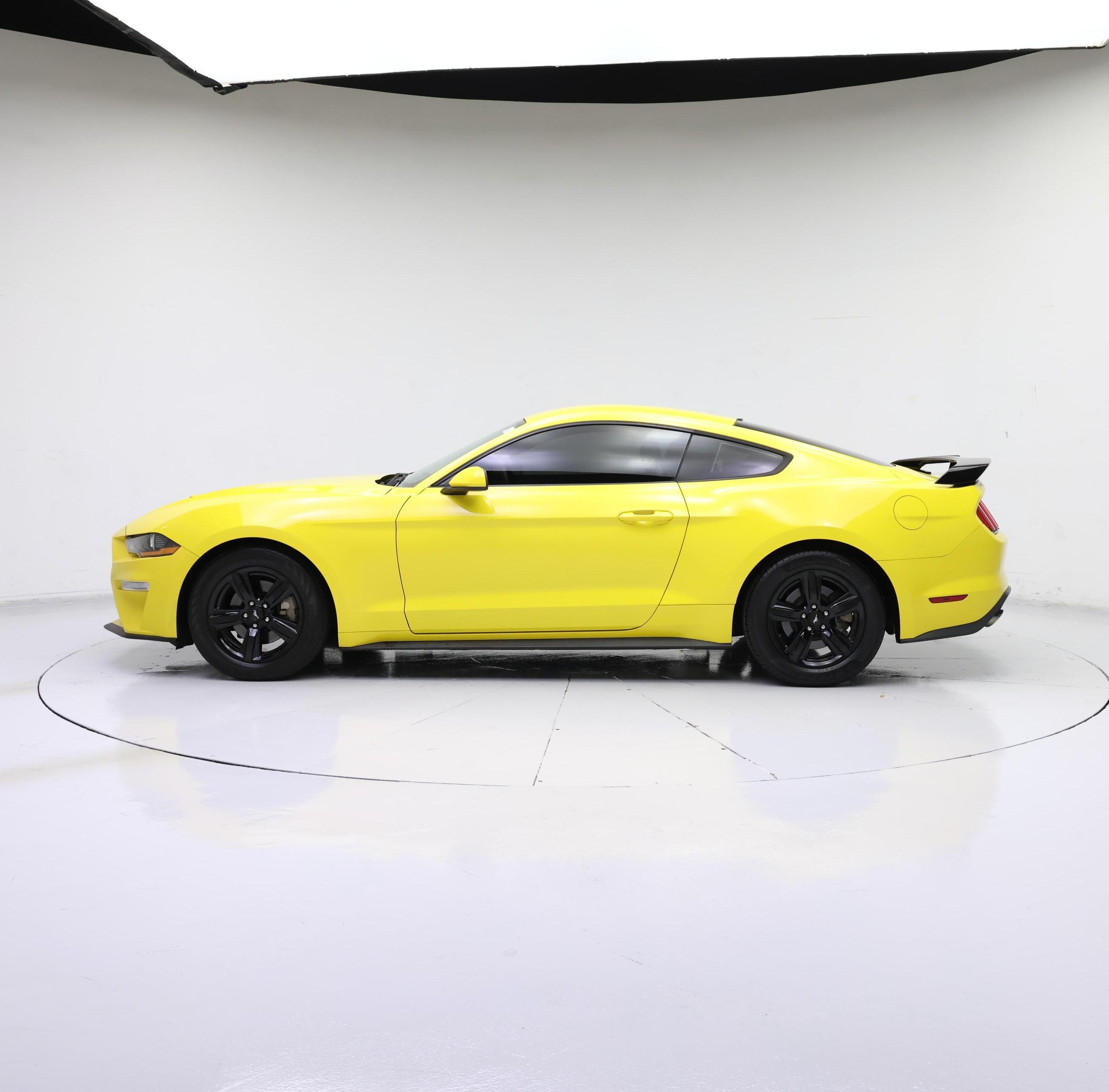 Thumbnail: 2018 Ford Mustang - 3