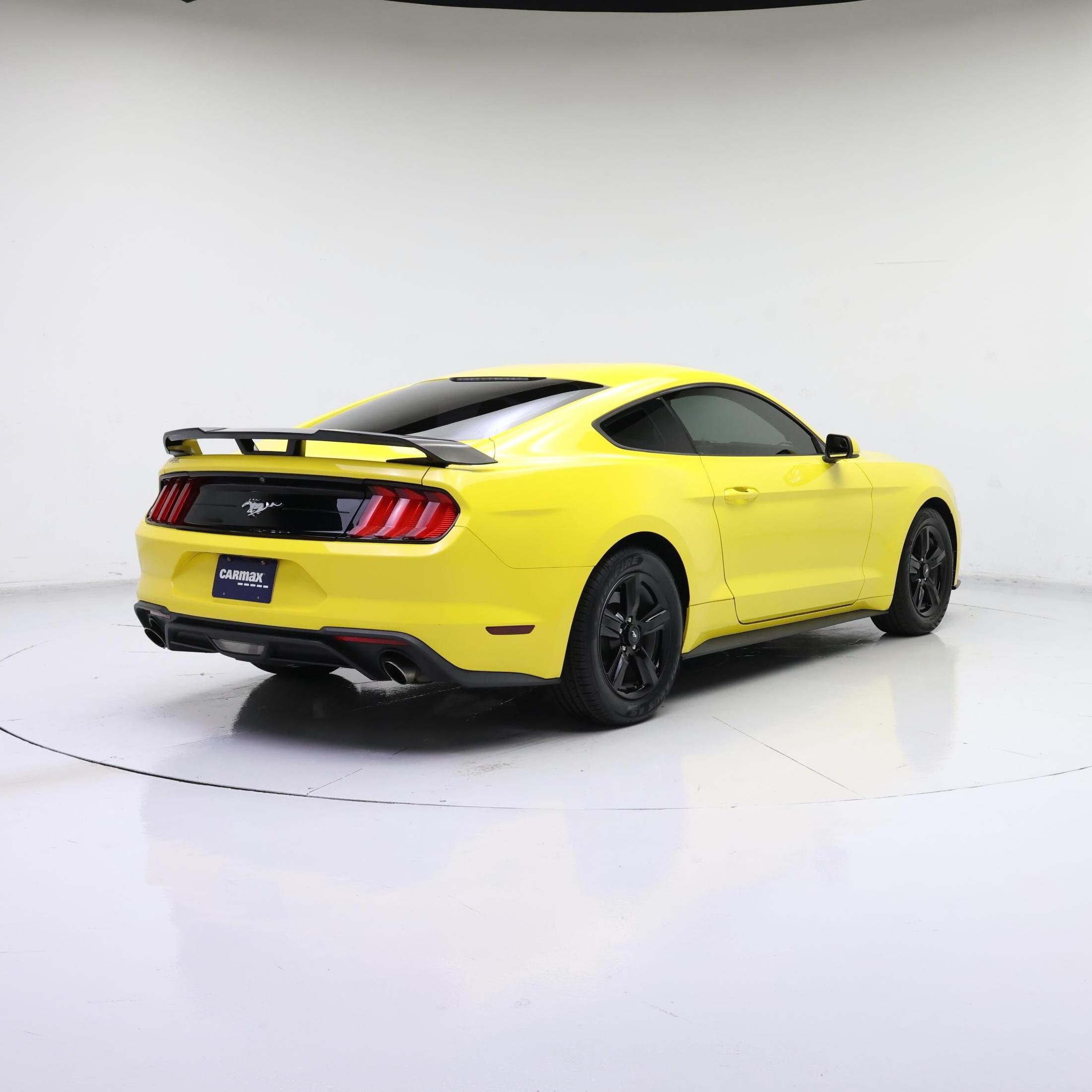 Thumbnail: 2018 Ford Mustang - 8