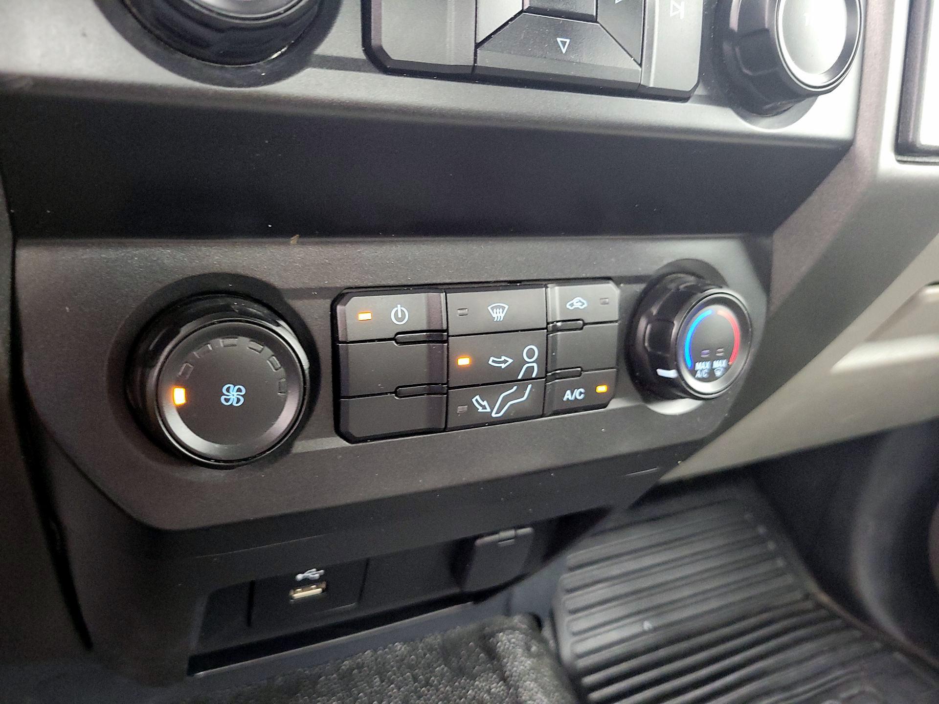 Thumbnail: 2022 Ford F-250 - 16