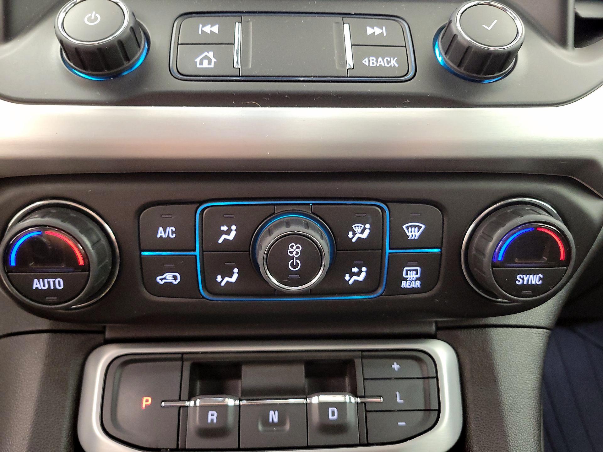 Thumbnail: 2022 GMC Acadia - 15