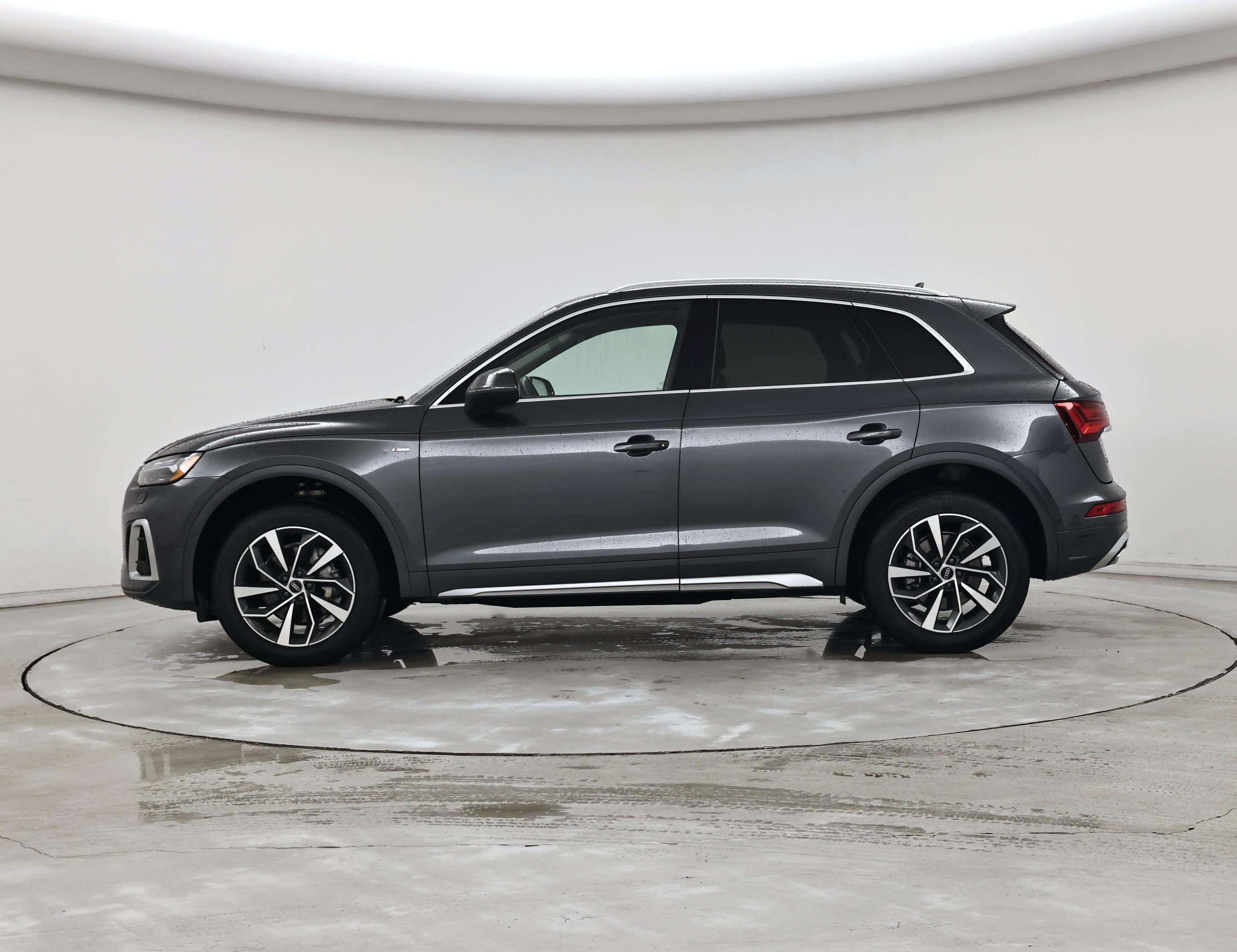 Thumbnail: 2022 Audi Q5 - 3