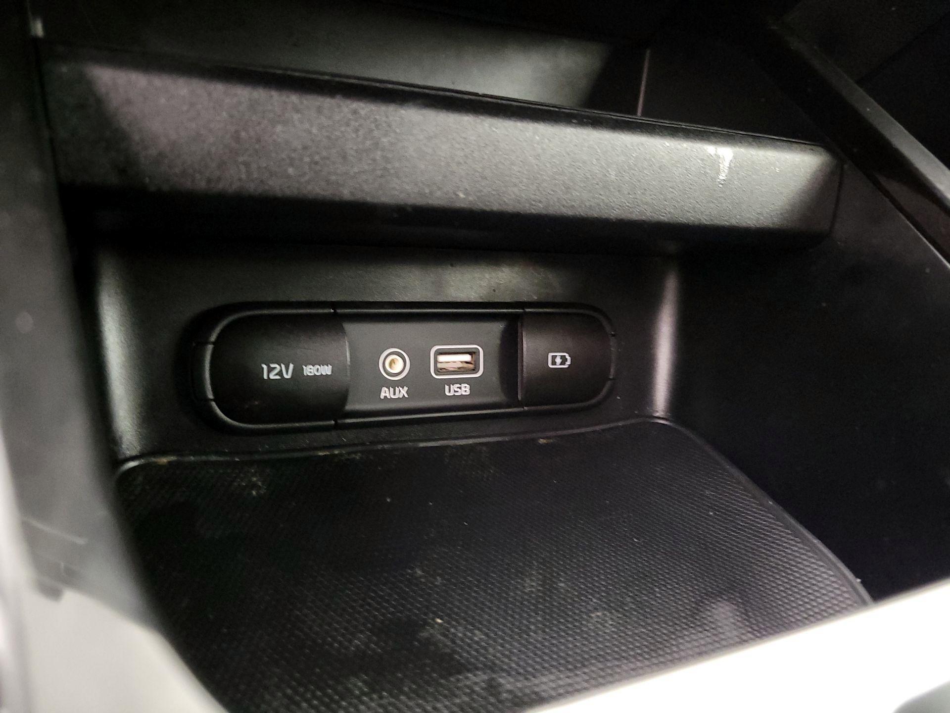 Thumbnail: 2021 Kia Forte - 18