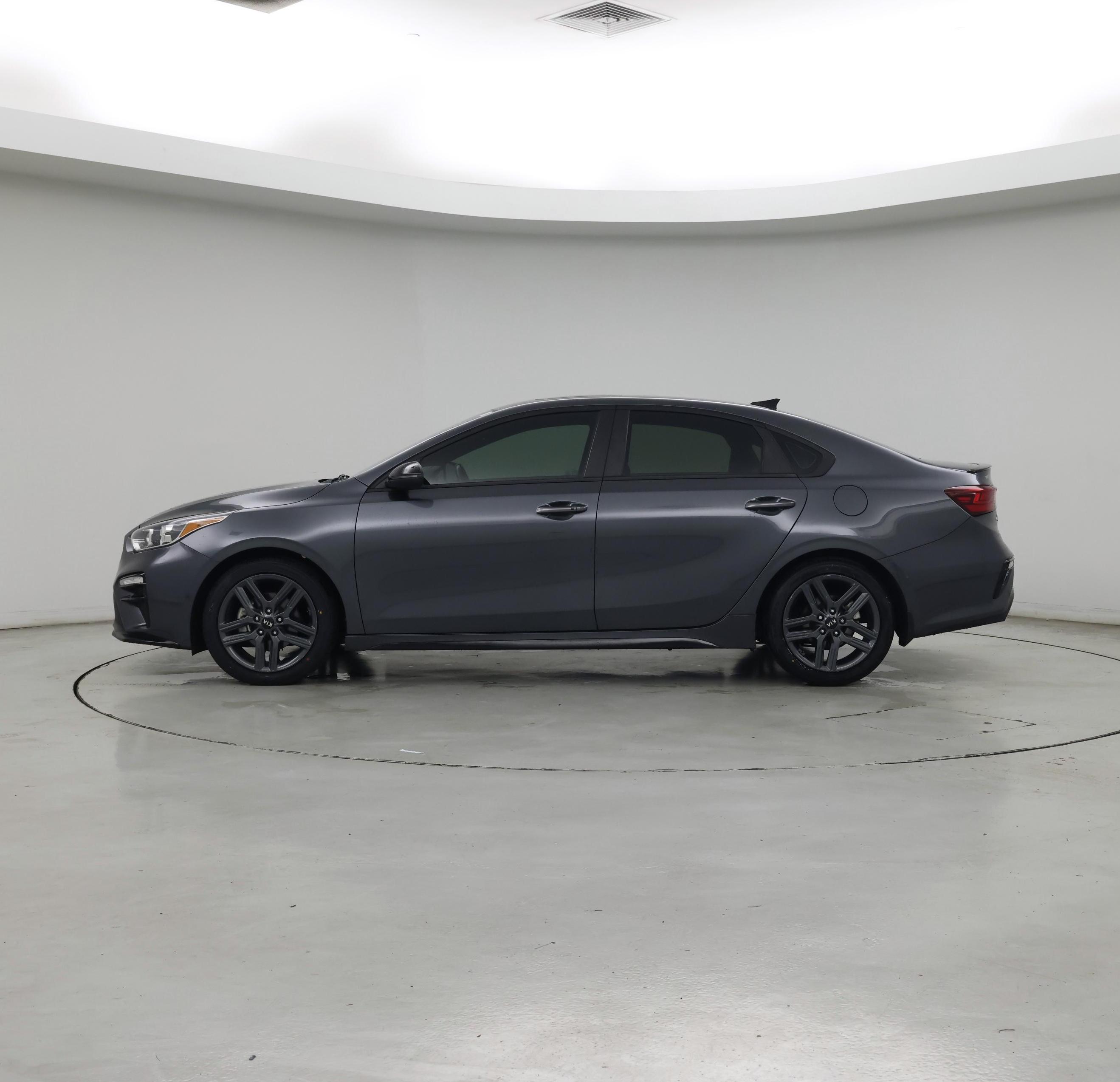 Thumbnail: 2021 Kia Forte - 3
