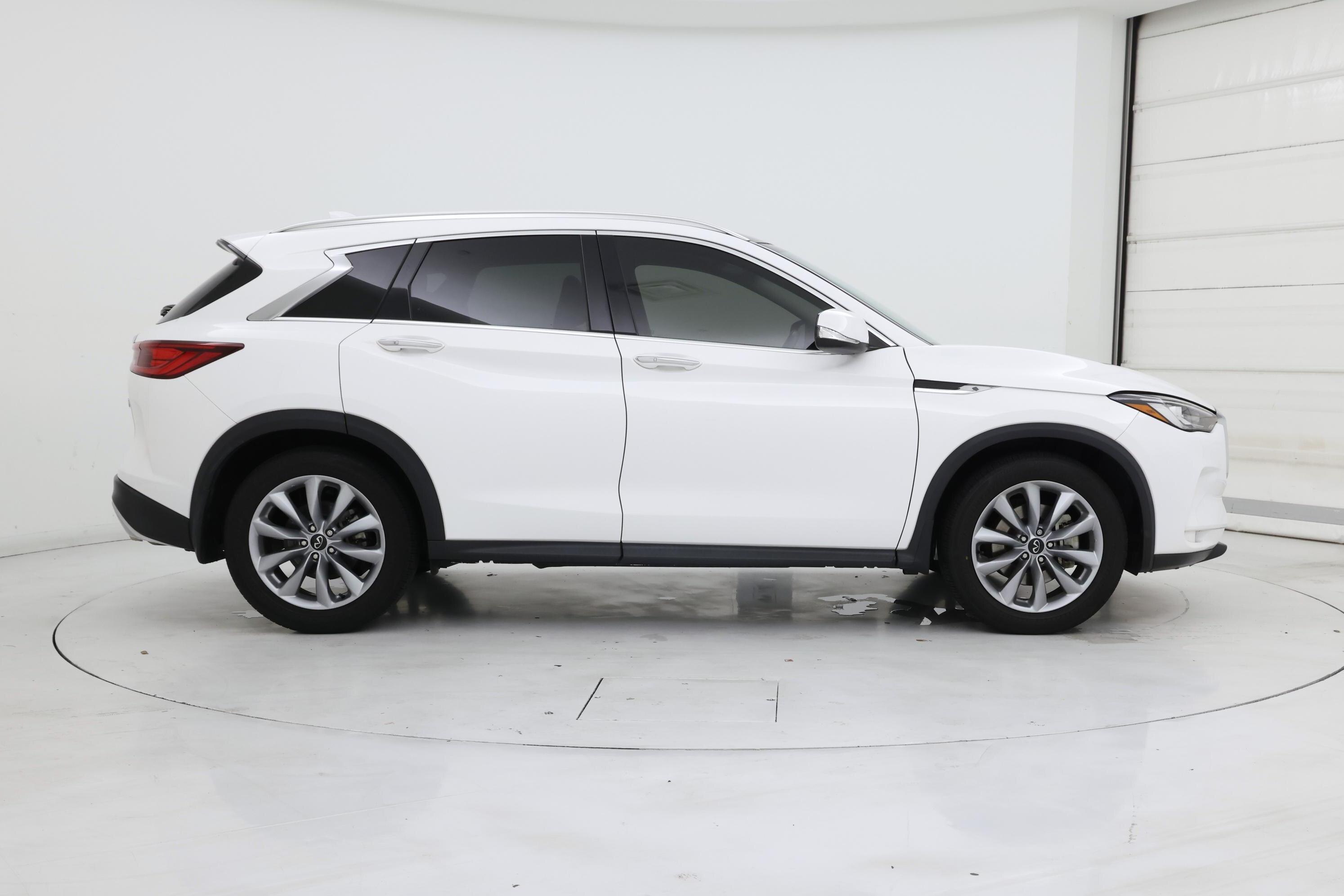 Thumbnail: 2022 INFINITI QX50 - 7