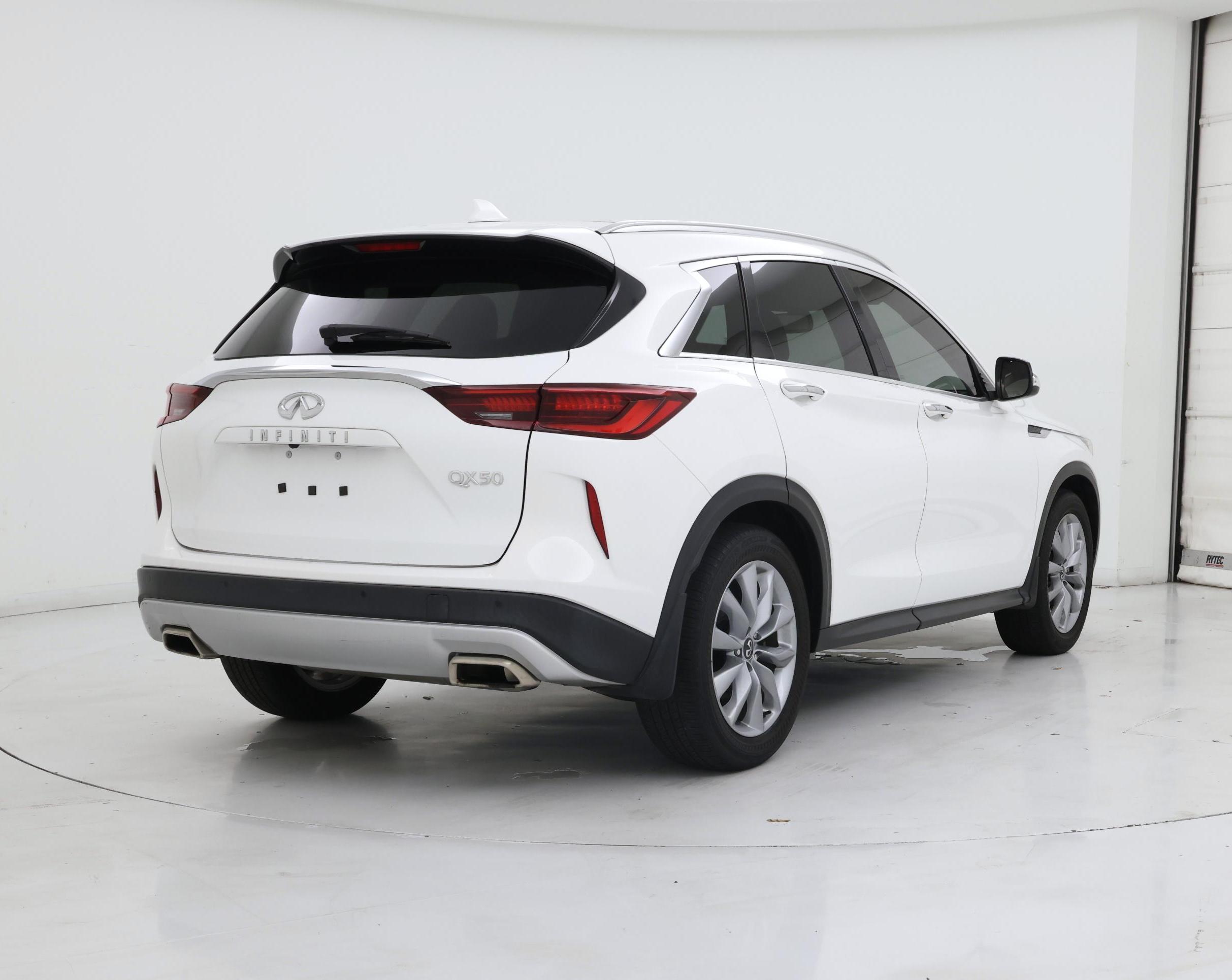 Thumbnail: 2022 INFINITI QX50 - 8