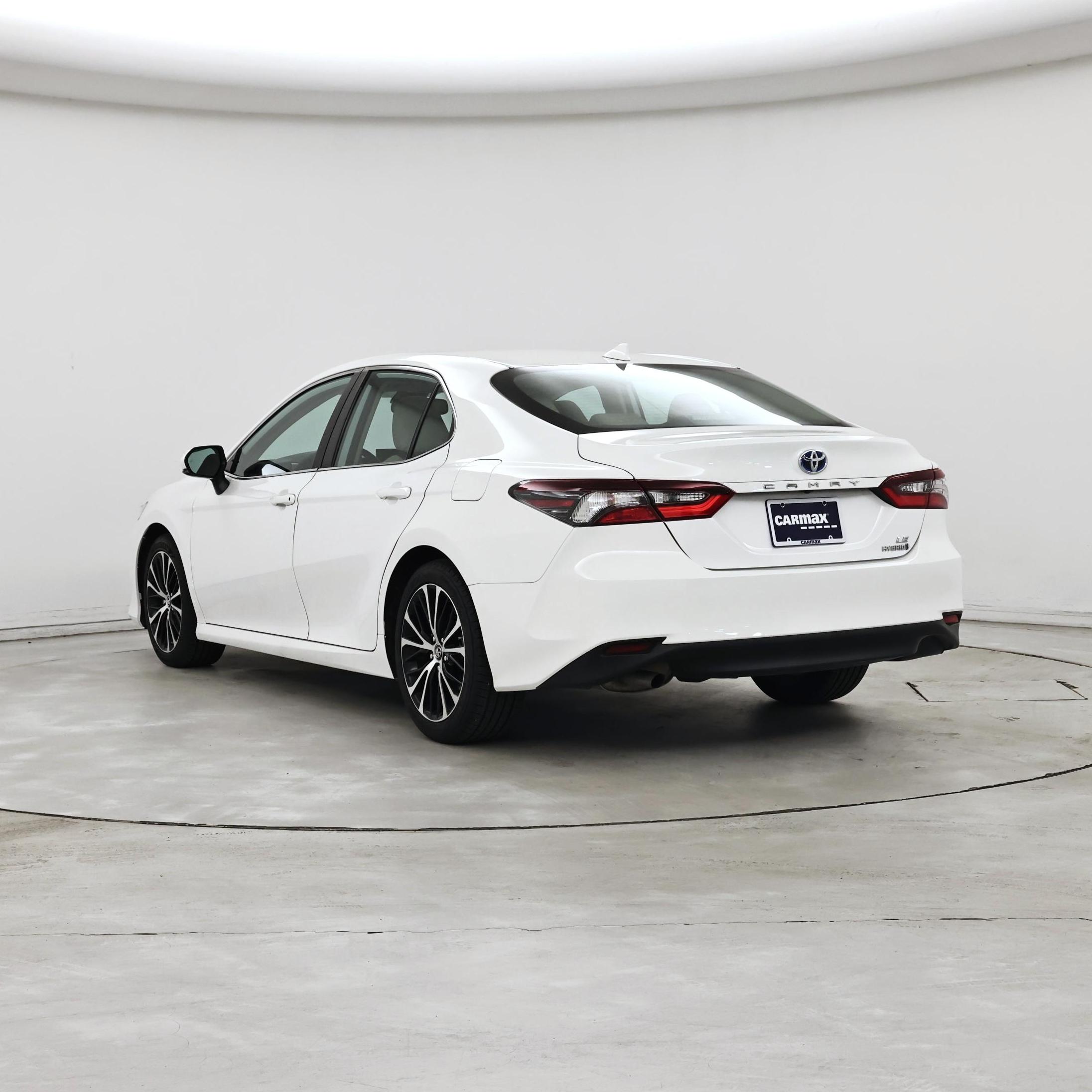 Thumbnail: 2022 Toyota Camry - 2