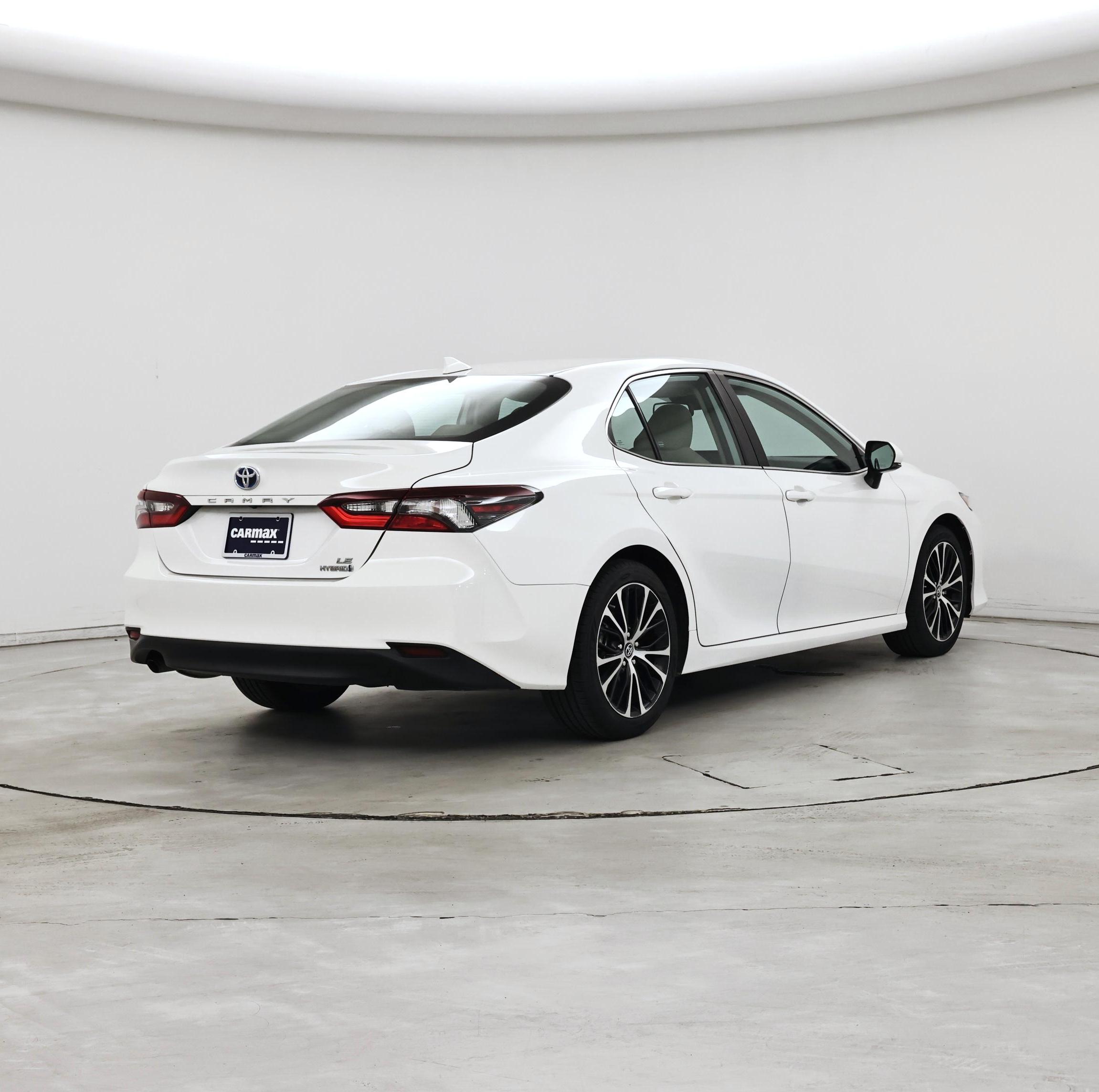 Thumbnail: 2022 Toyota Camry - 8