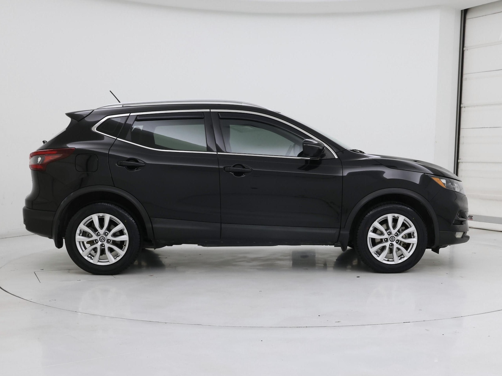 2022 Nissan Rogue Sport SV - Photo 8
