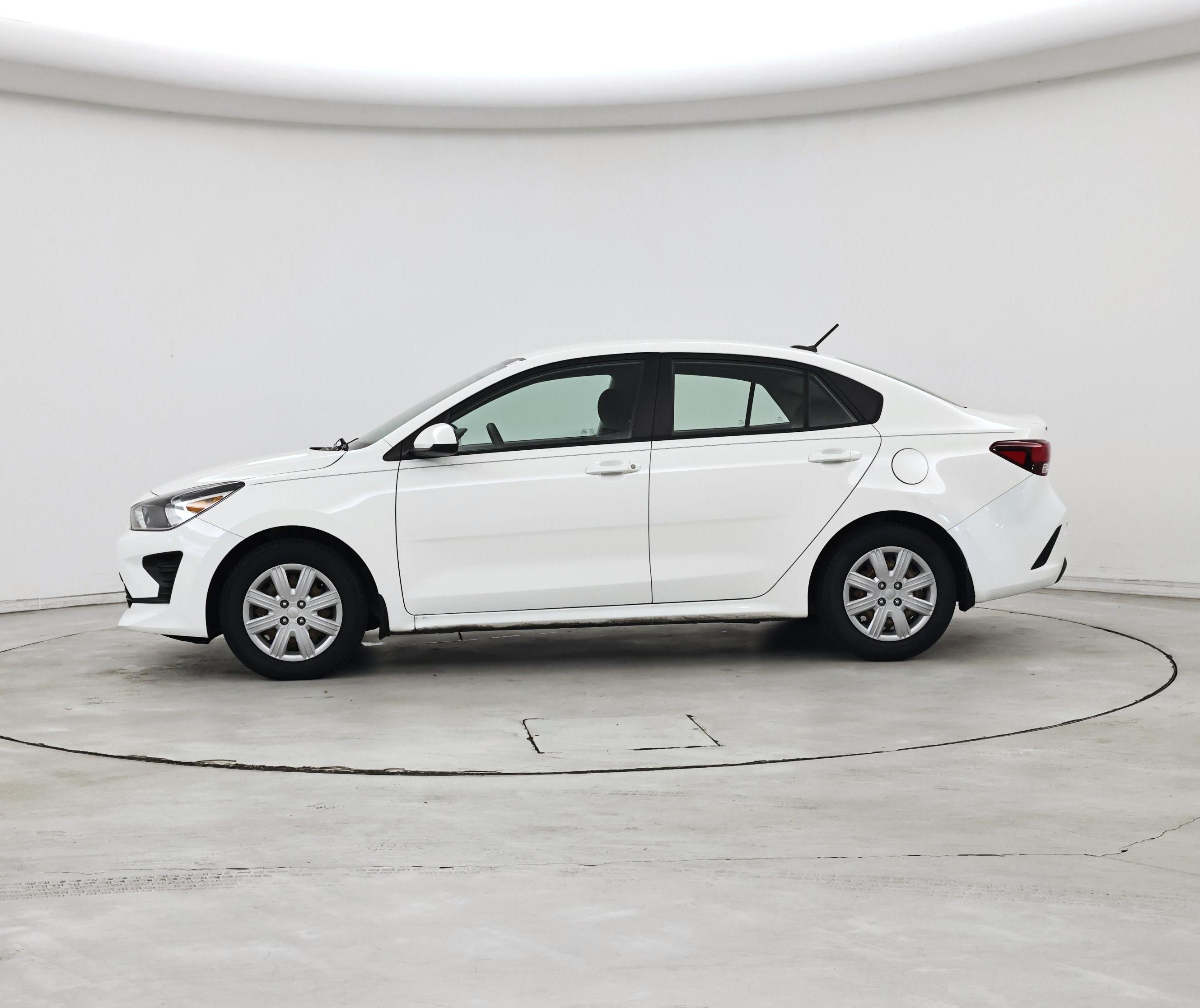 Thumbnail: 2022 Kia Rio - 3