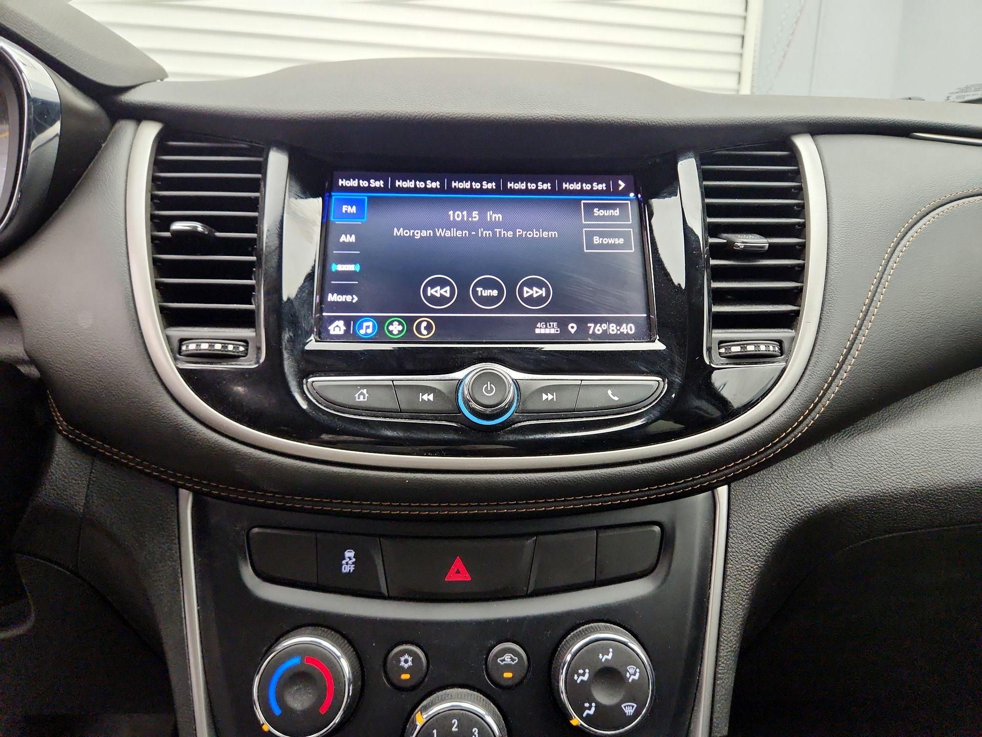 Thumbnail: 2020 Chevrolet Trax - 15