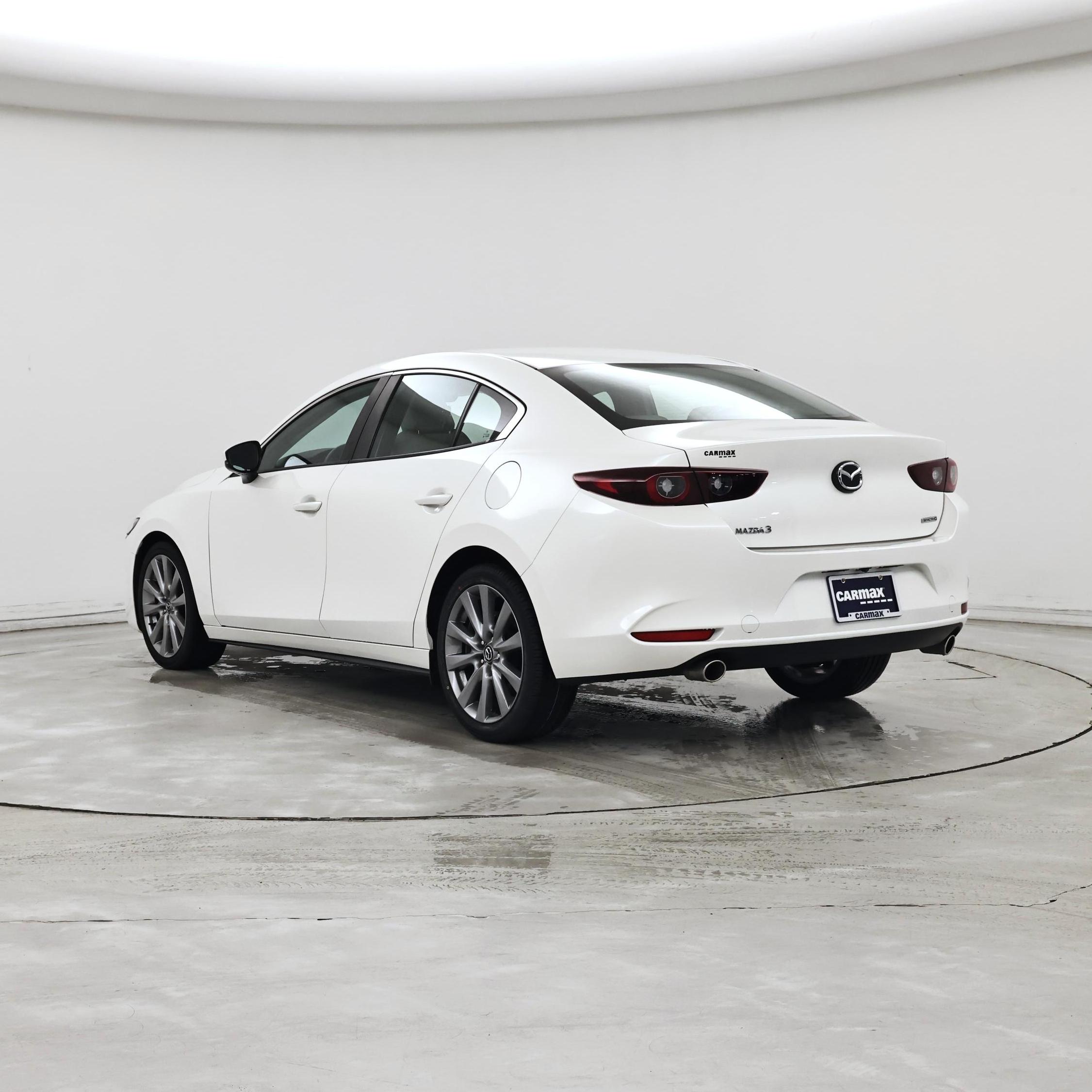 Thumbnail: 2022 Mazda Mazda3 - 2