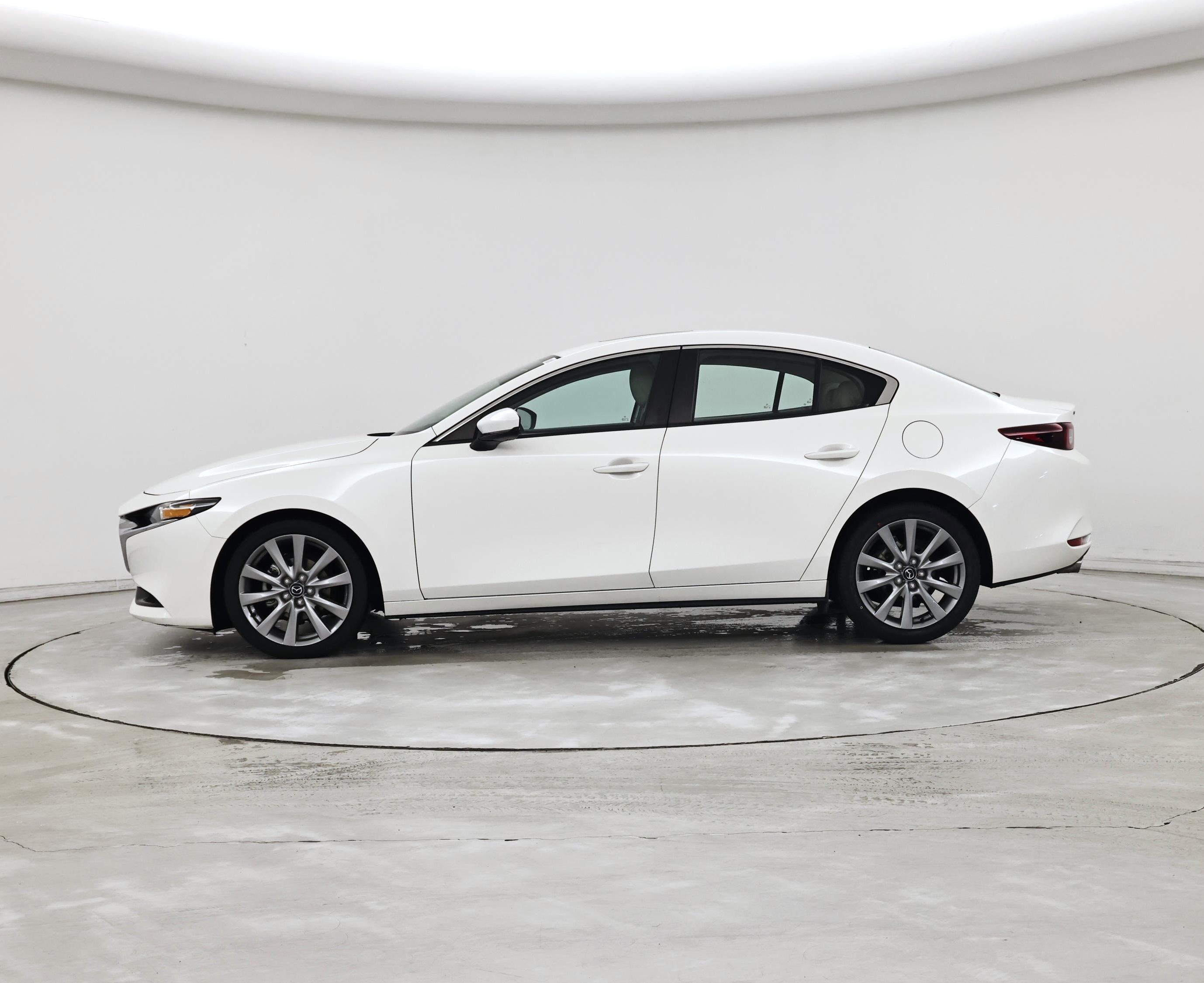 Thumbnail: 2022 Mazda Mazda3 - 3