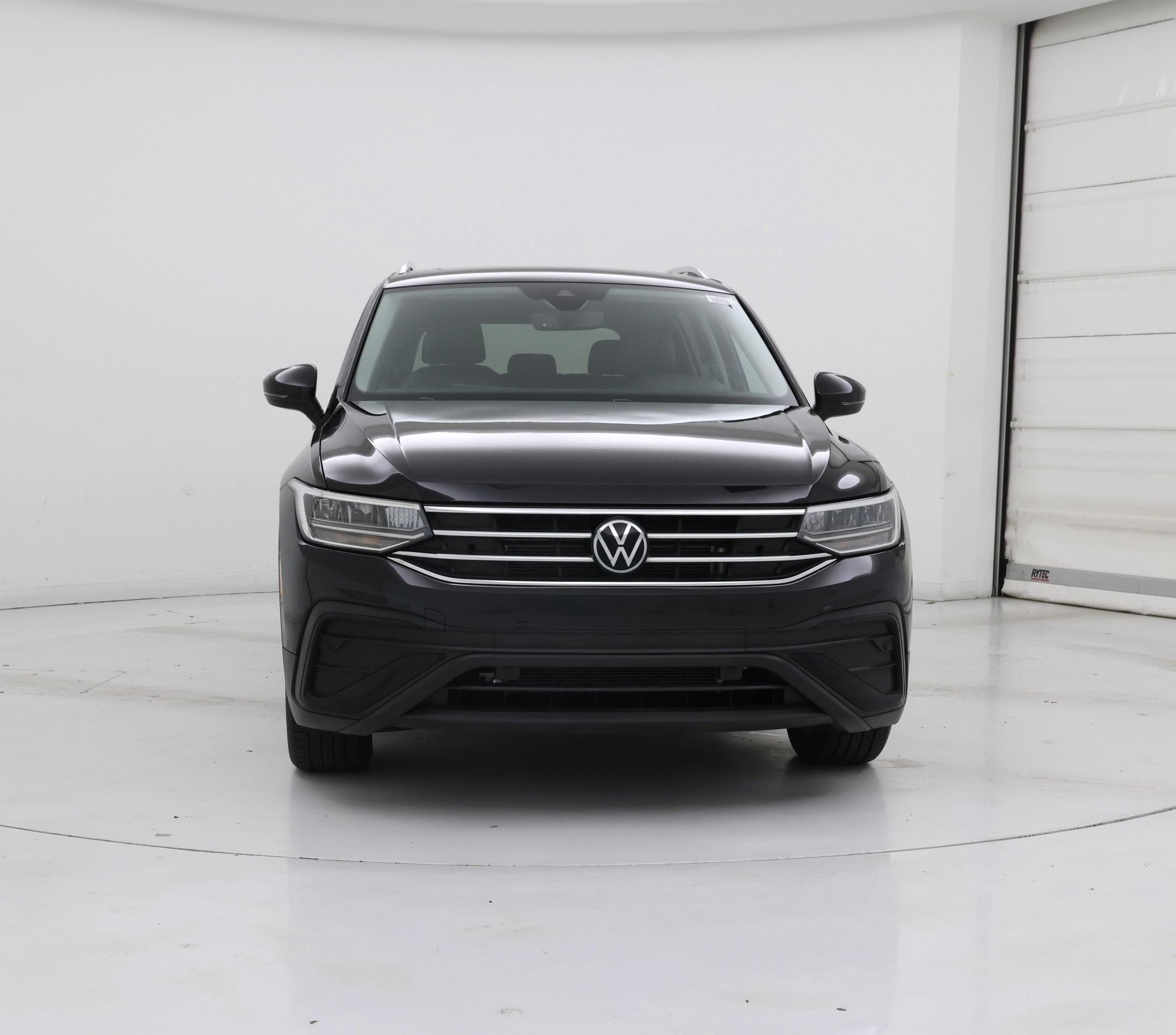 Thumbnail: 2022 Volkswagen Tiguan - 5
