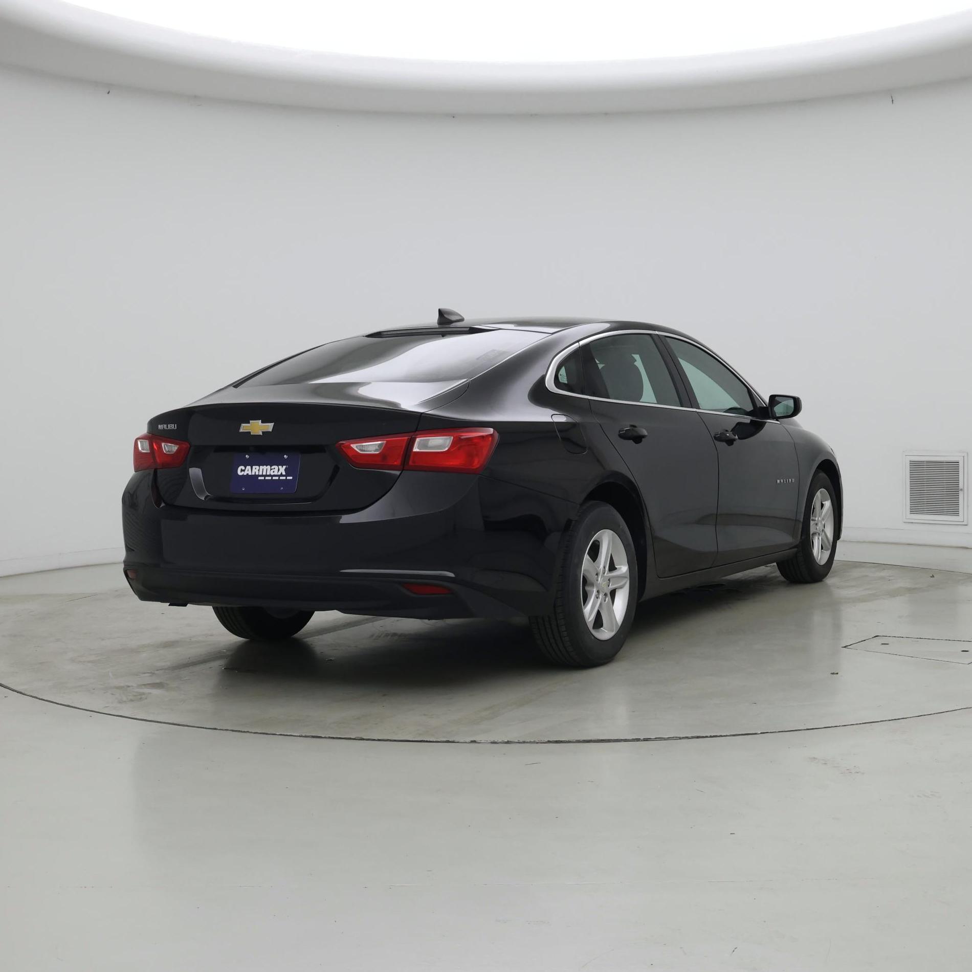 Thumbnail: 2023 Chevrolet Malibu - 8