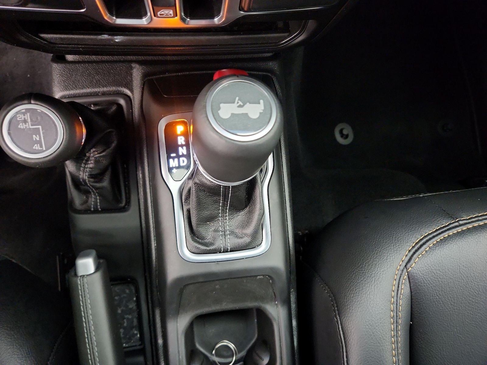 2025 Jeep Wrangler 4-Door Sahara - Photo 19