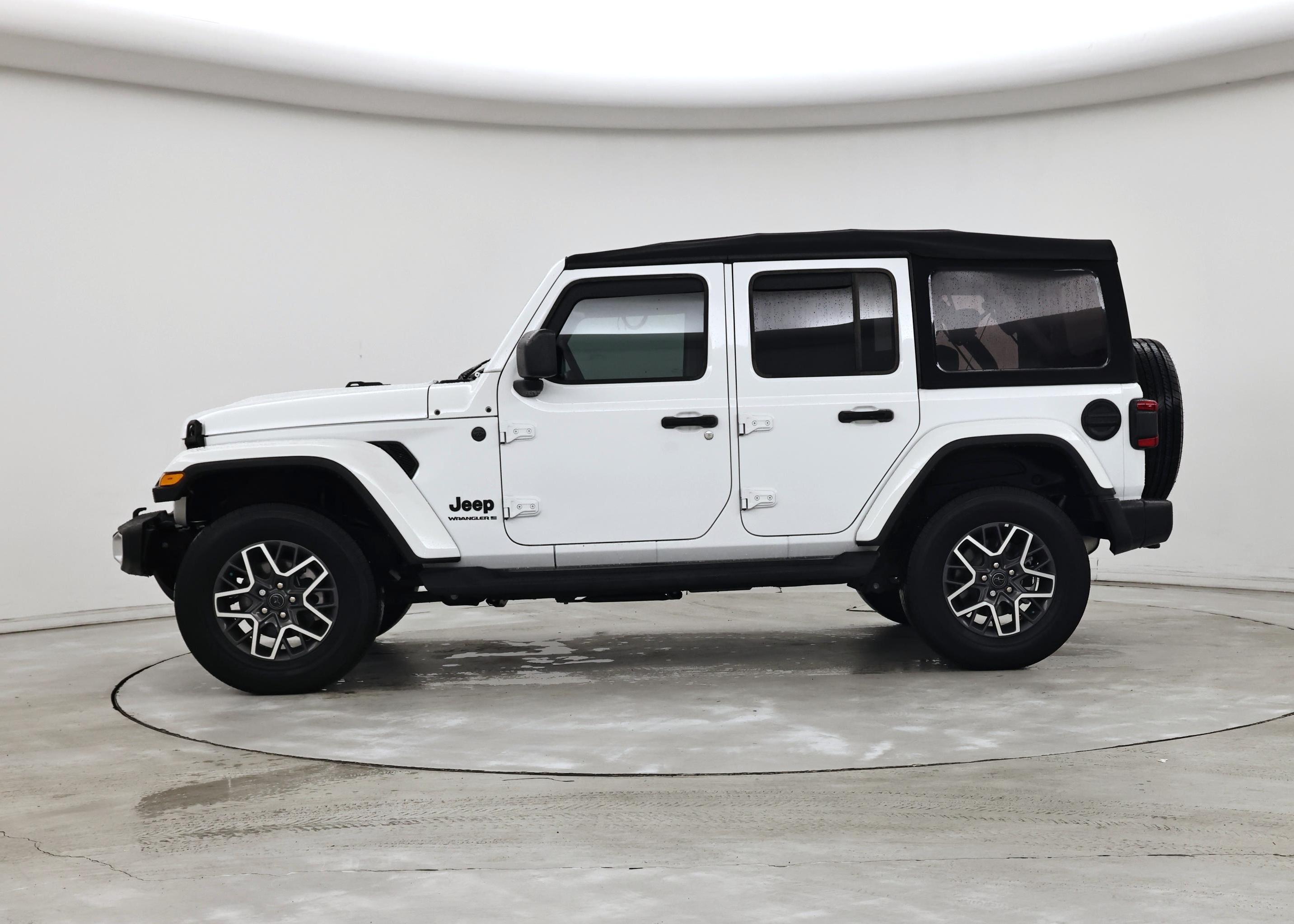 Thumbnail: 2025 Jeep Wrangler - 3