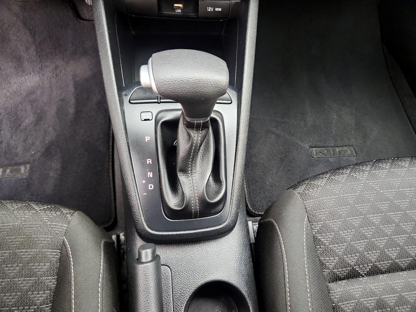 2022 Kia Rio S - Photo 18