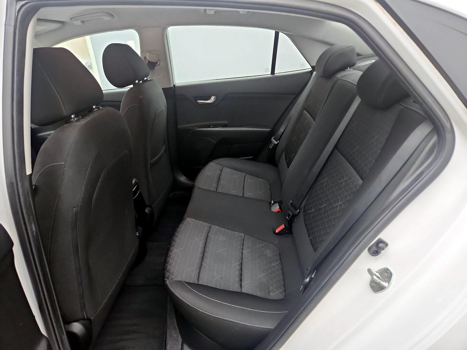 2022 Kia Rio S - Photo 20