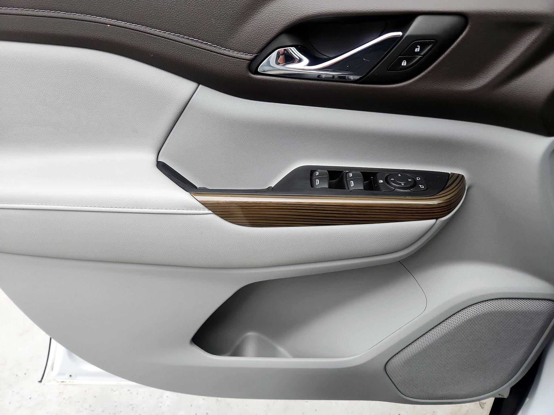 Thumbnail: 2022 GMC Acadia - 12