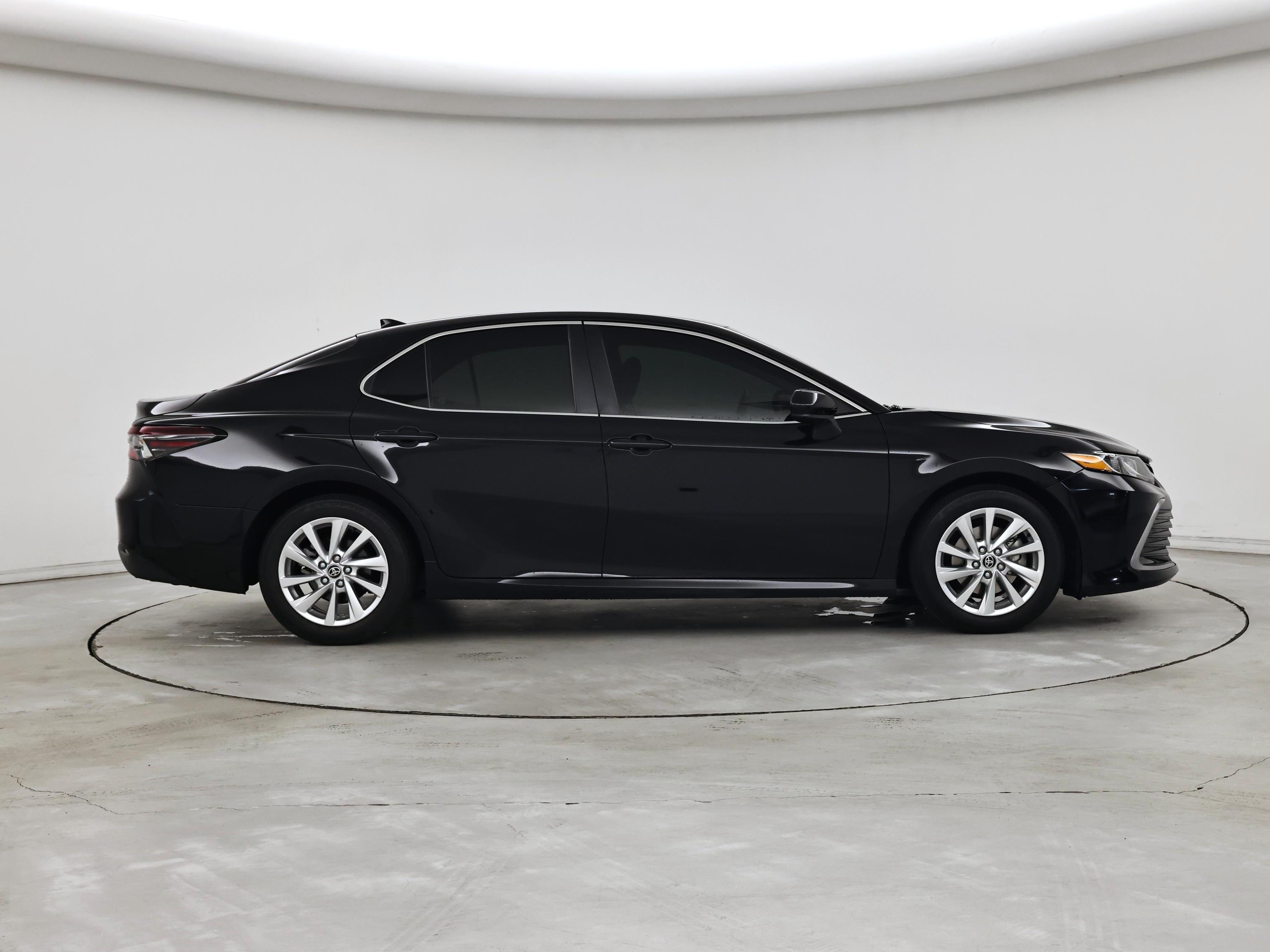 Thumbnail: 2023 Toyota Camry - 7