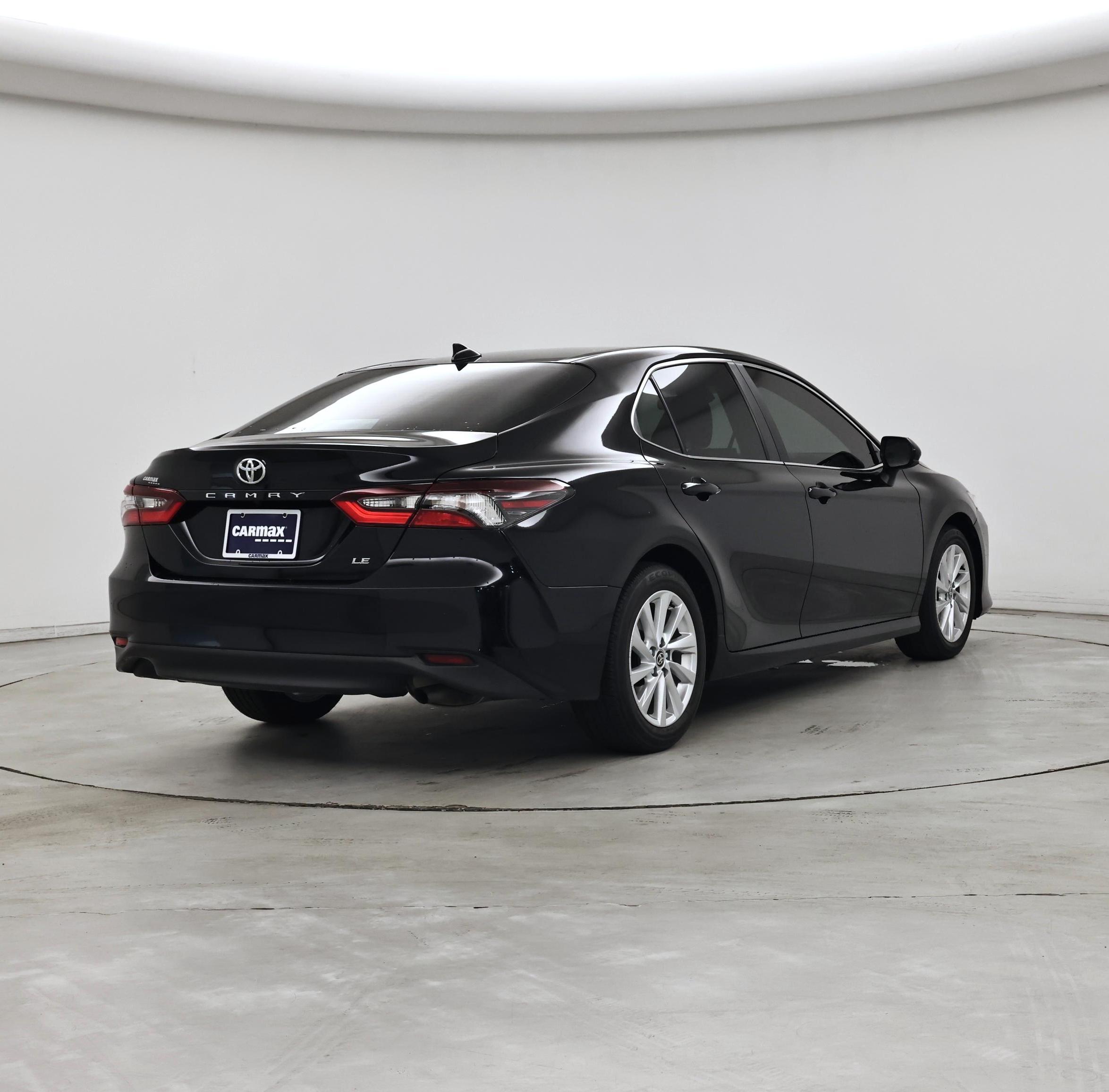 Thumbnail: 2023 Toyota Camry - 8