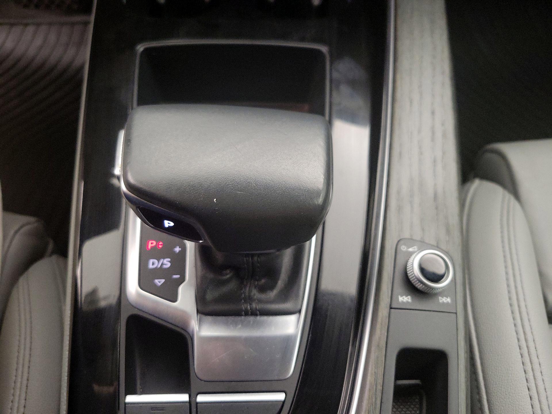 Thumbnail: 2020 Audi A4 - 17