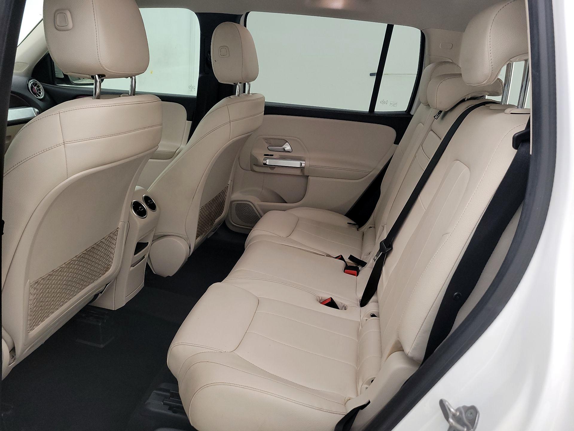 Thumbnail: 2021 Mercedes-Benz GLB - 19