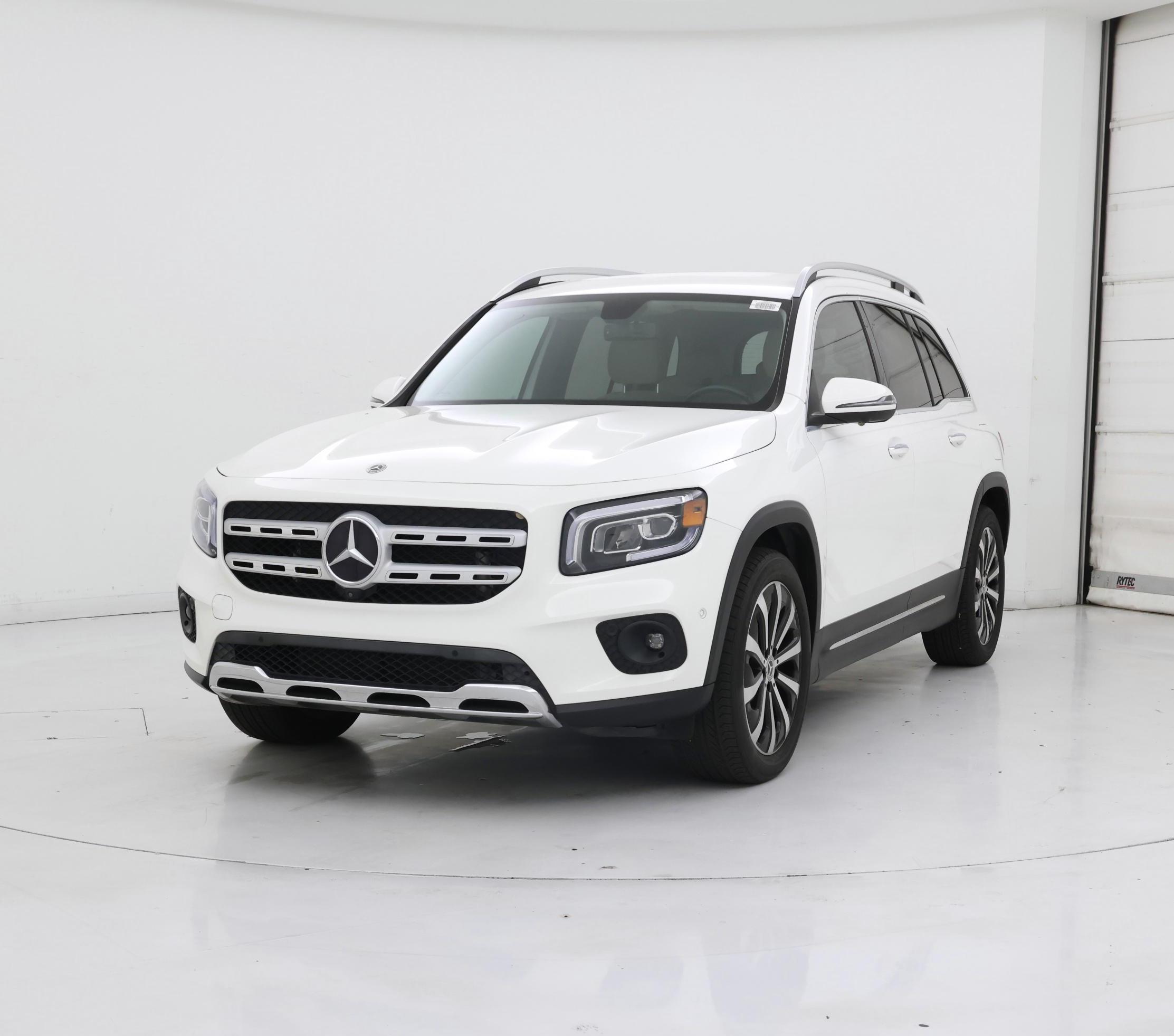 Thumbnail: 2021 Mercedes-Benz GLB - 4