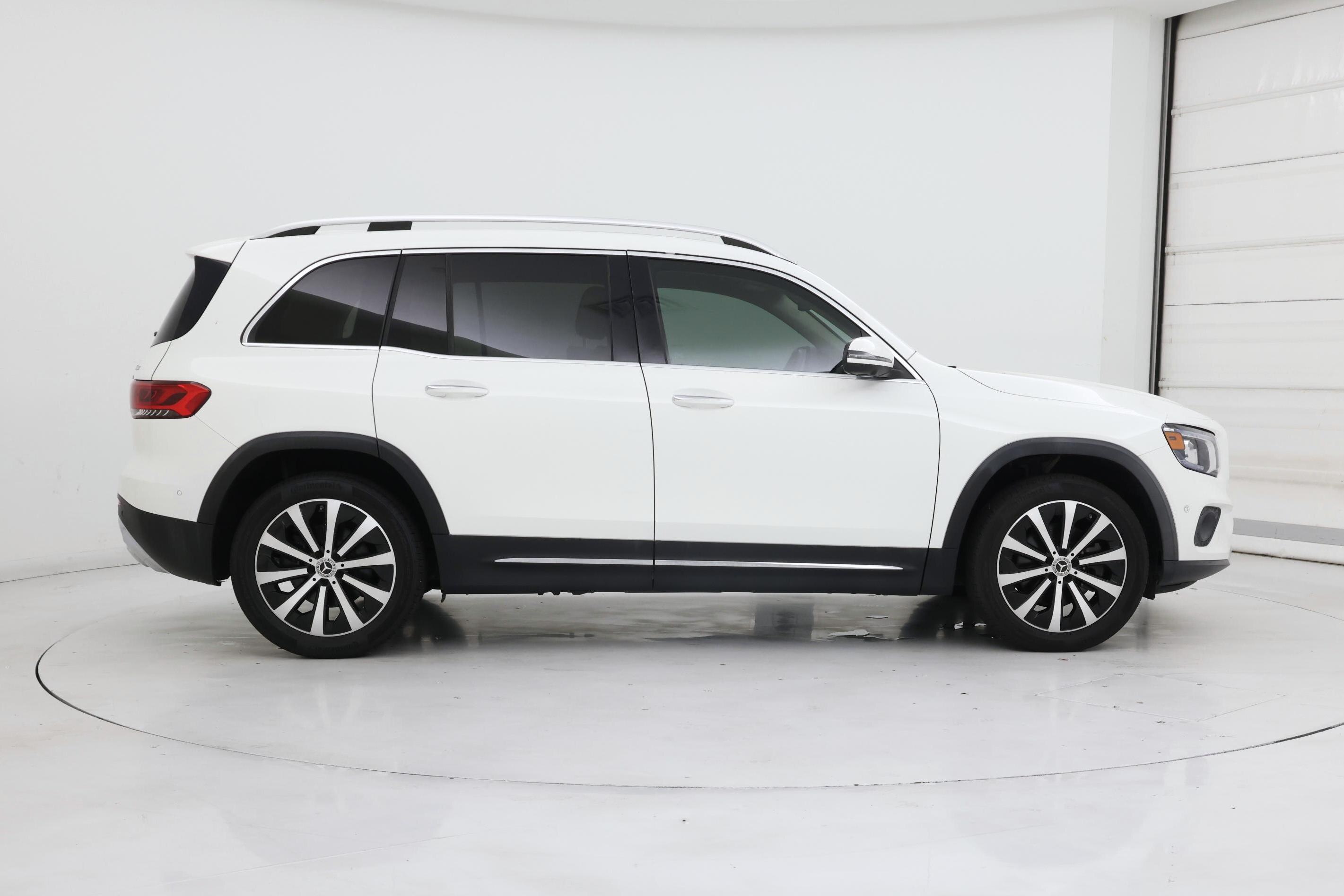 Thumbnail: 2021 Mercedes-Benz GLB - 7
